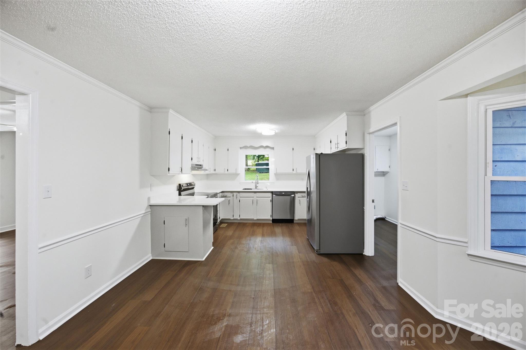 103 New Hampshire Drive Property Photo 10
