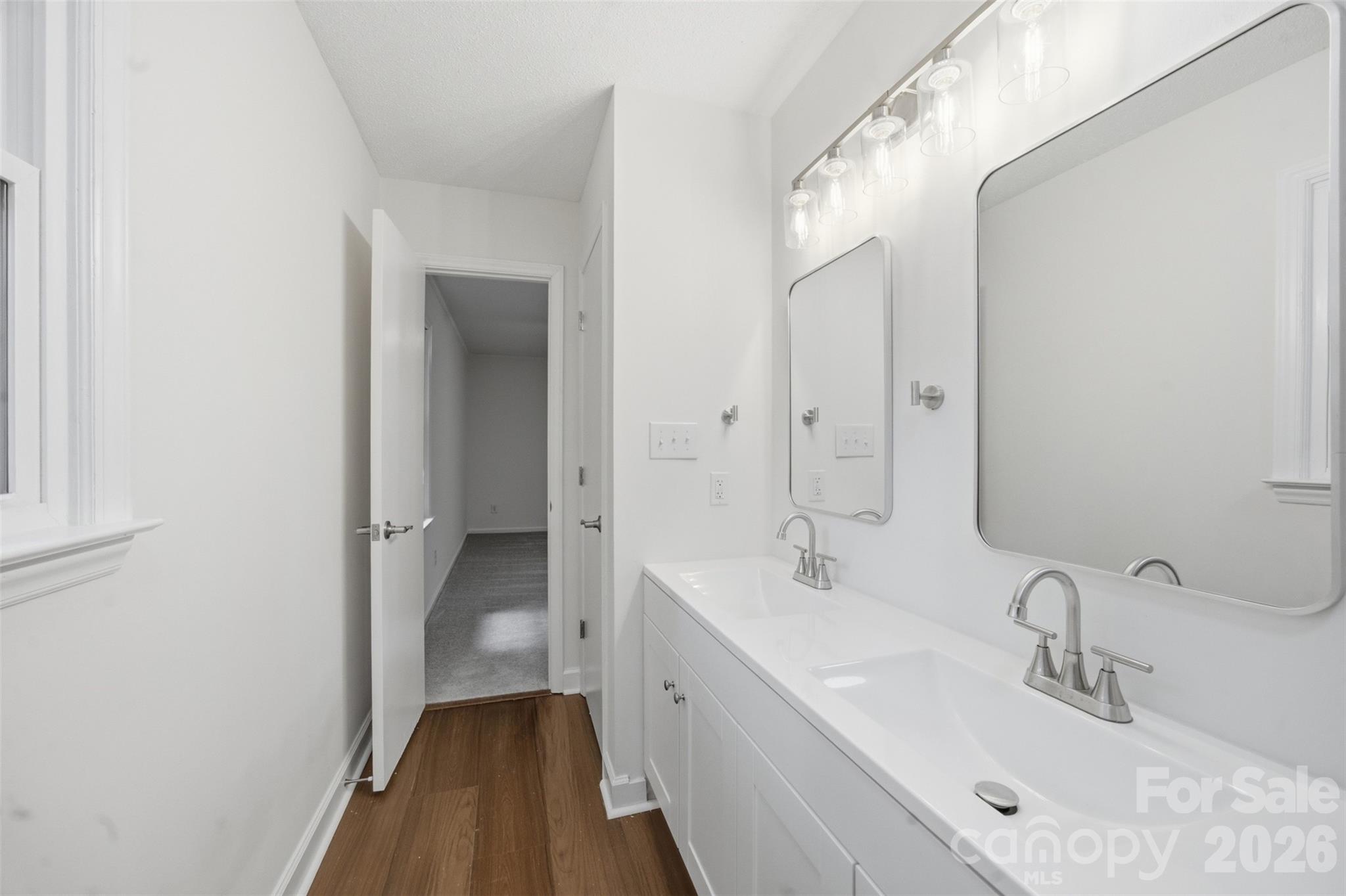 103 New Hampshire Drive Property Photo 21