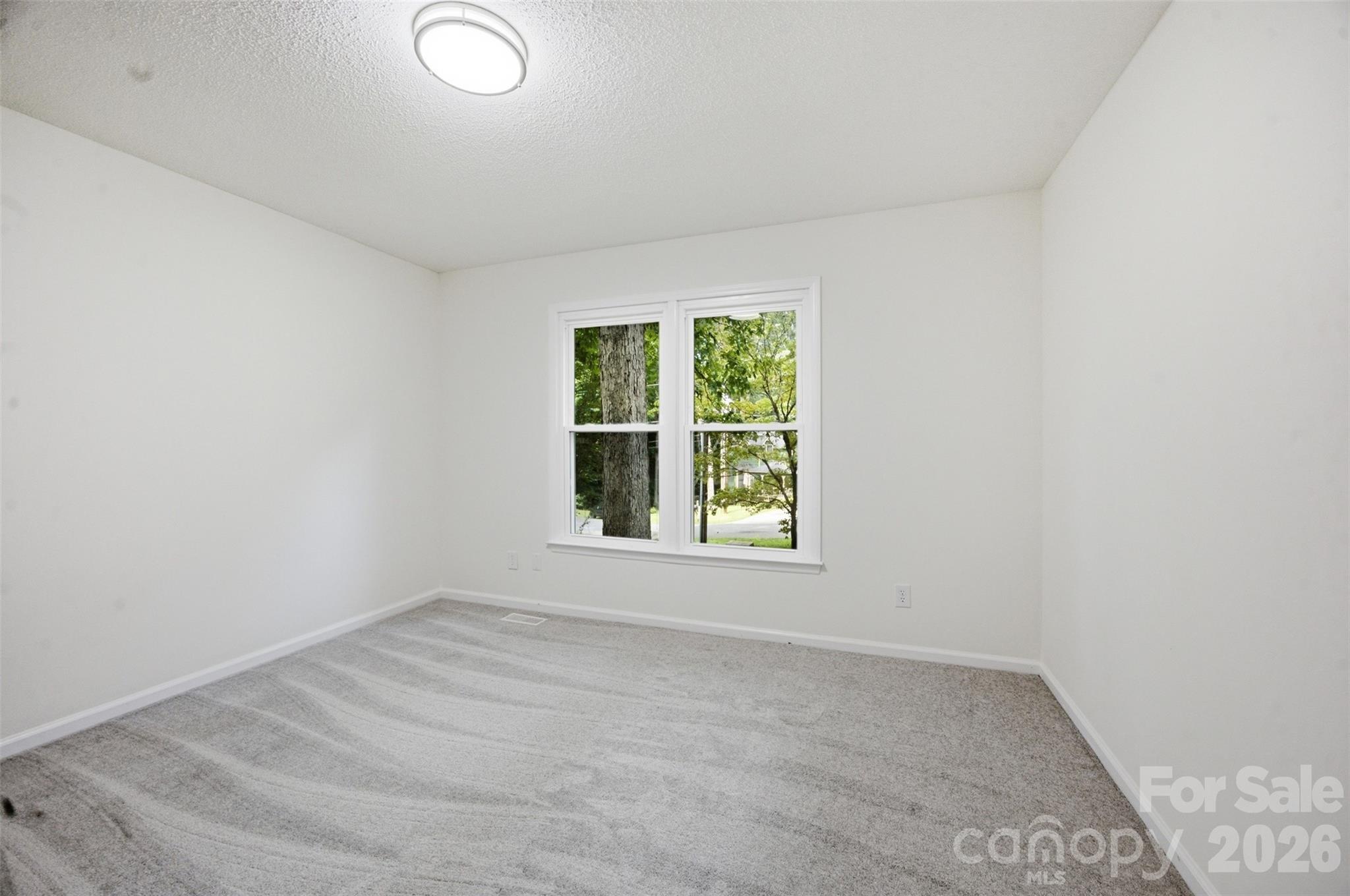 103 New Hampshire Drive Property Photo 22