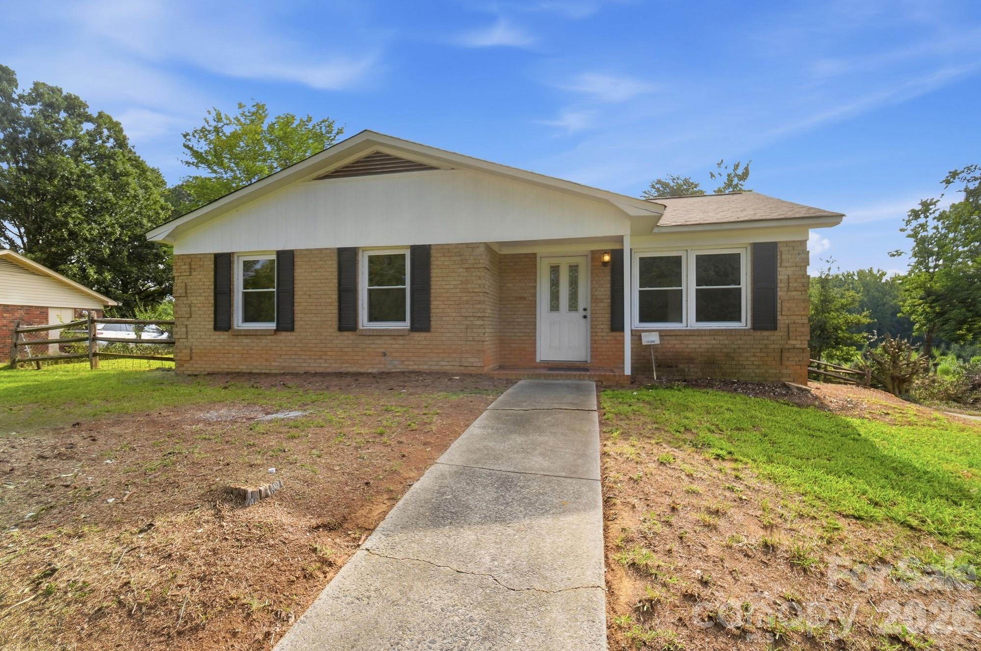 9933 Starwood Drive Property Photo 6