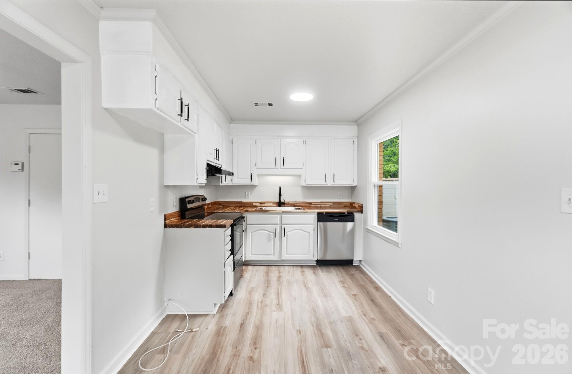 9933 Starwood Drive Property Photo 17