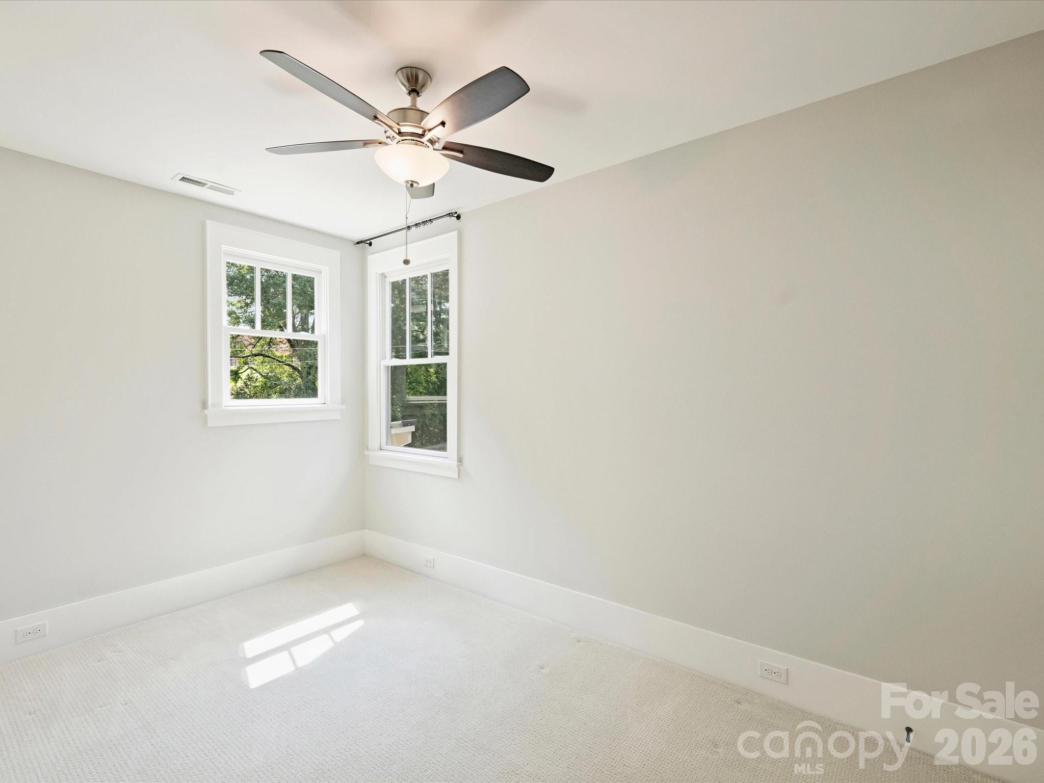 516 Hillside Avenue Property Photo 36