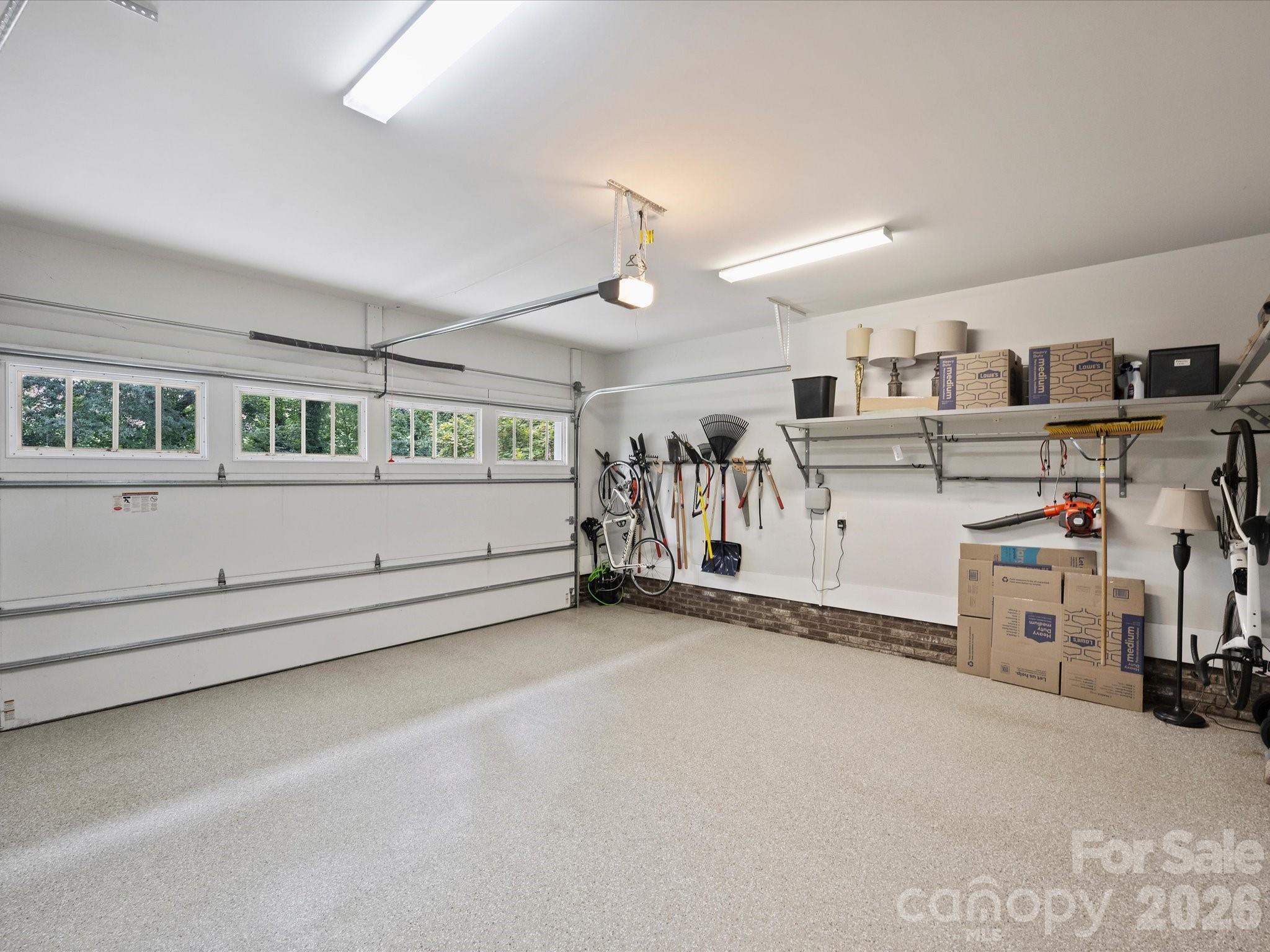 516 Hillside Avenue Property Photo 37