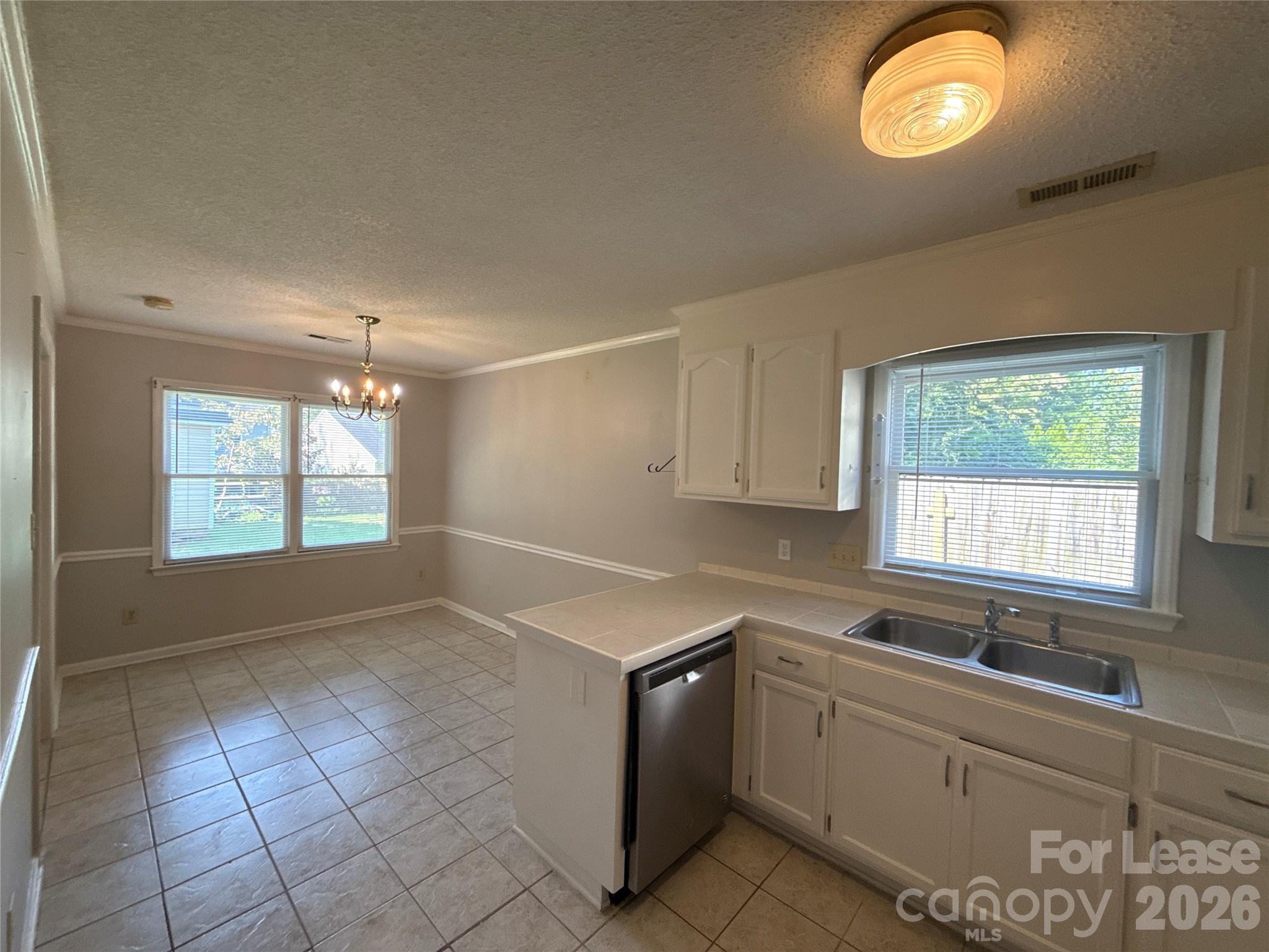 7638 Campbell Creek Lane Property Photo 5