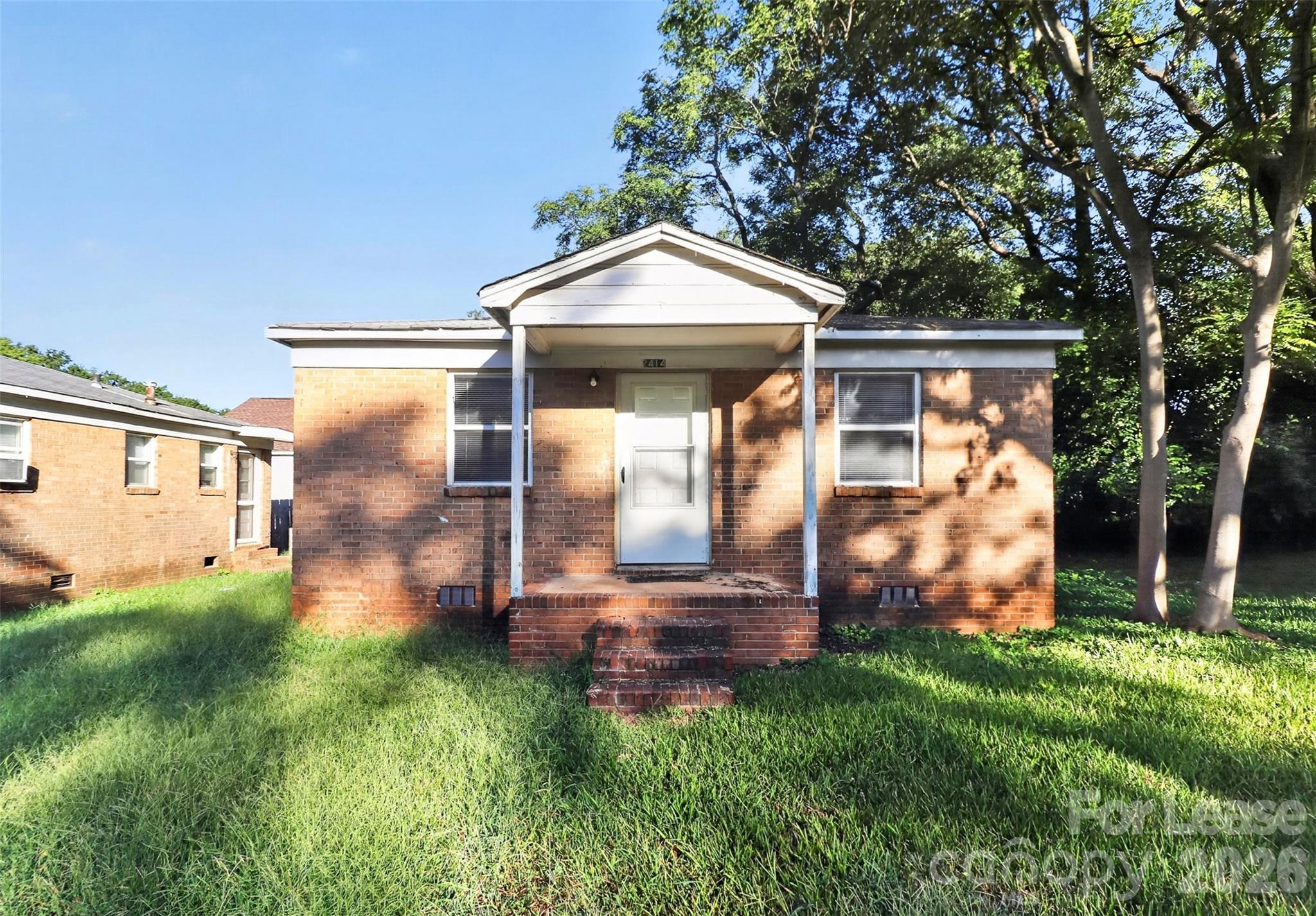 2414 Wilson Avenue Property Photo 1