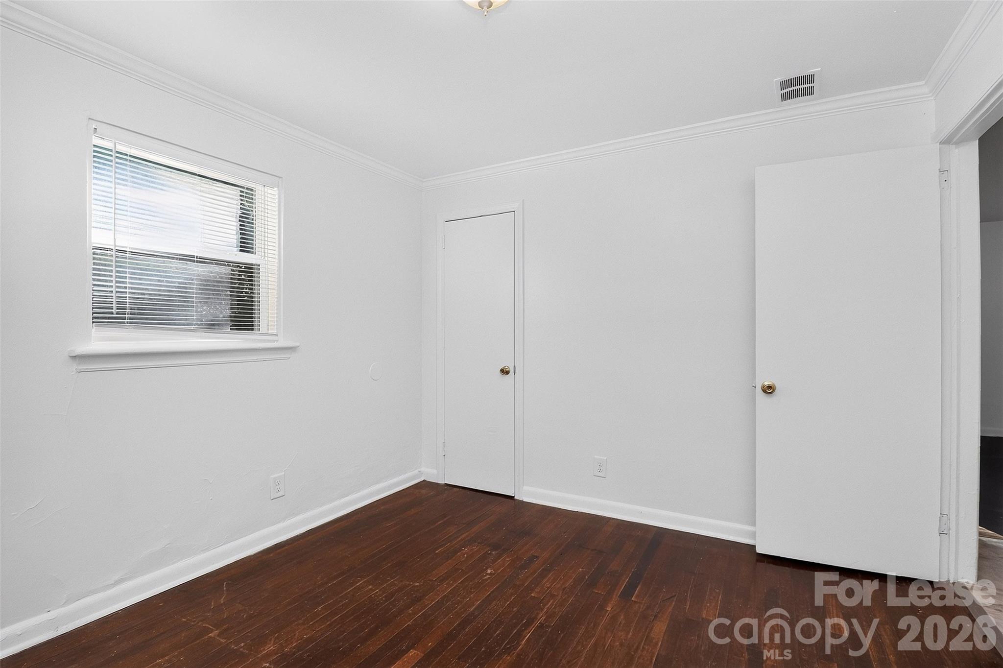 2414 Wilson Avenue Property Photo 13