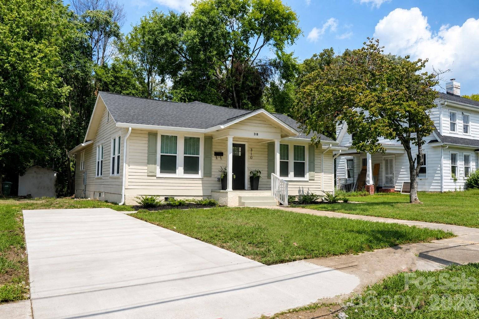 310 Elm Street Property Photo 2