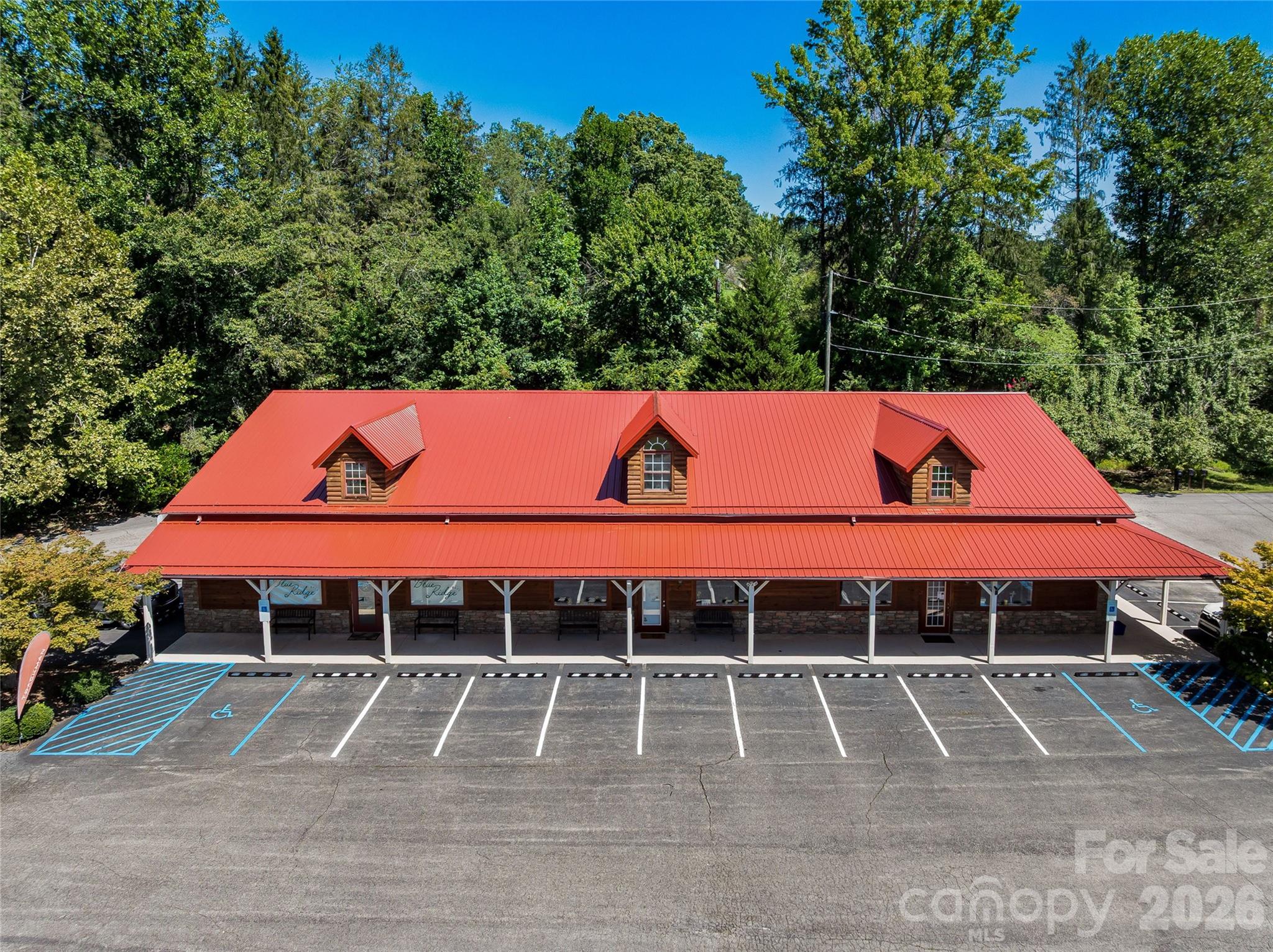 271 Old Barn Road Property Photo 1