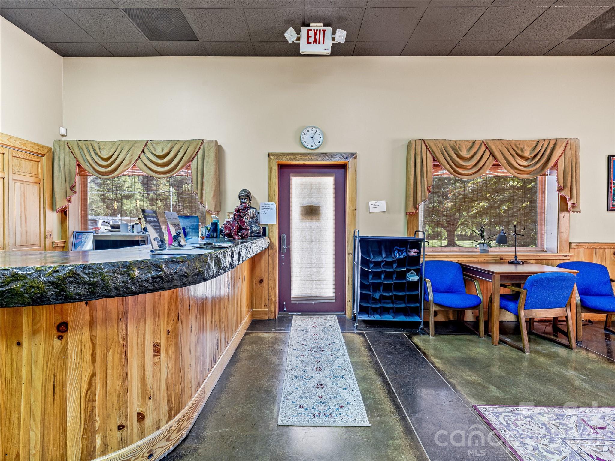 271 Old Barn Road Property Photo 16