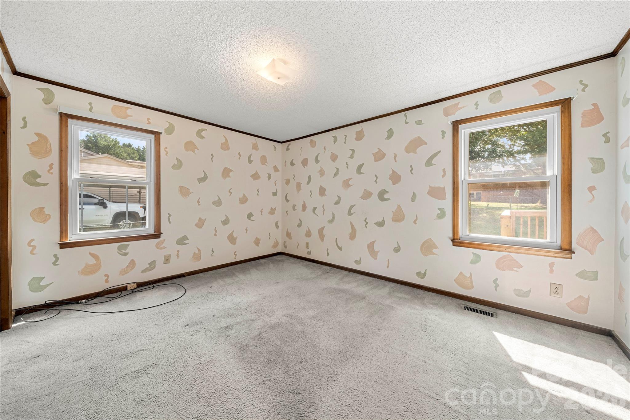 1810 Oak Hollow Road Property Photo 11
