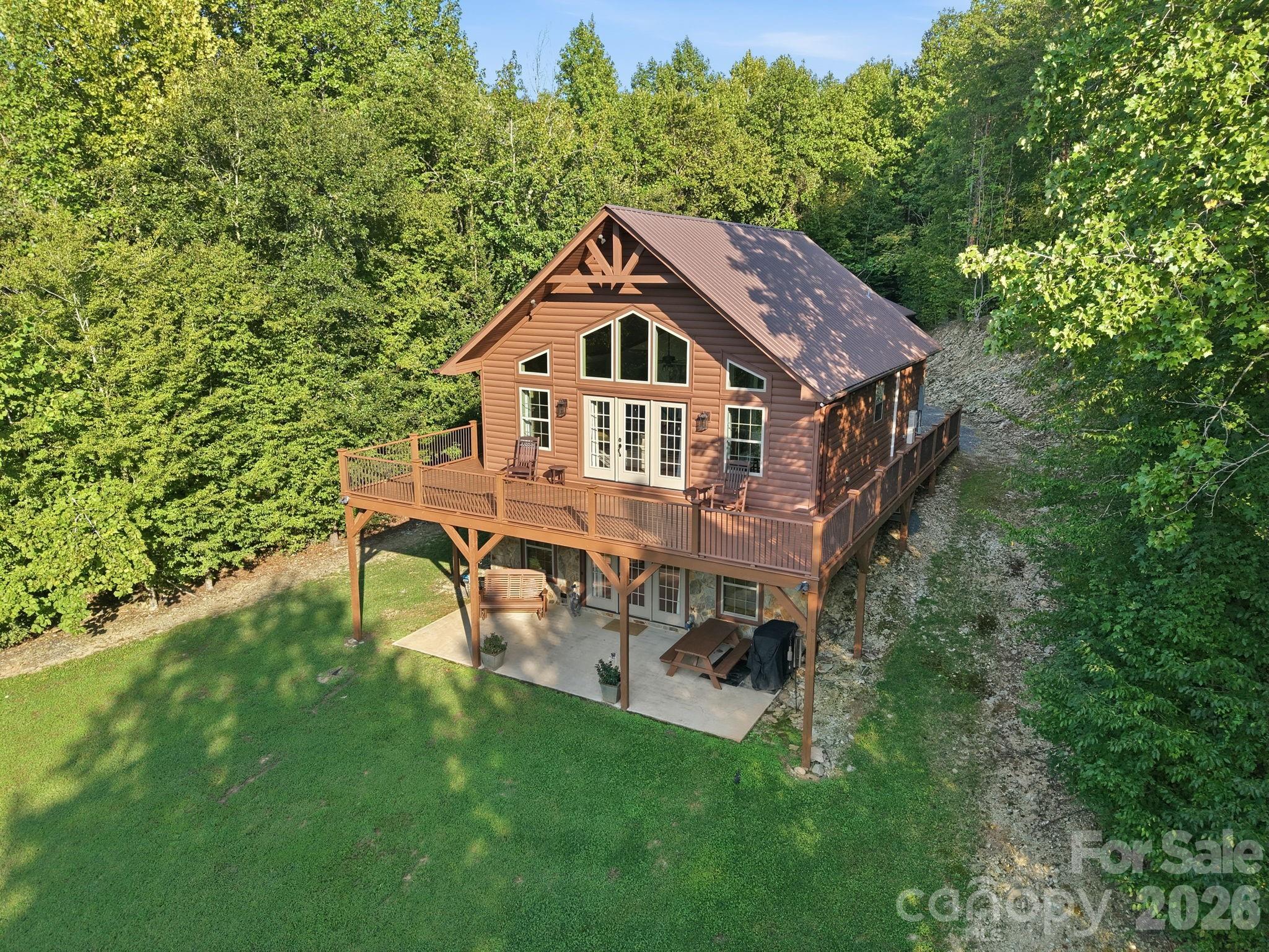 341 Riverbend Road Property Photo 2