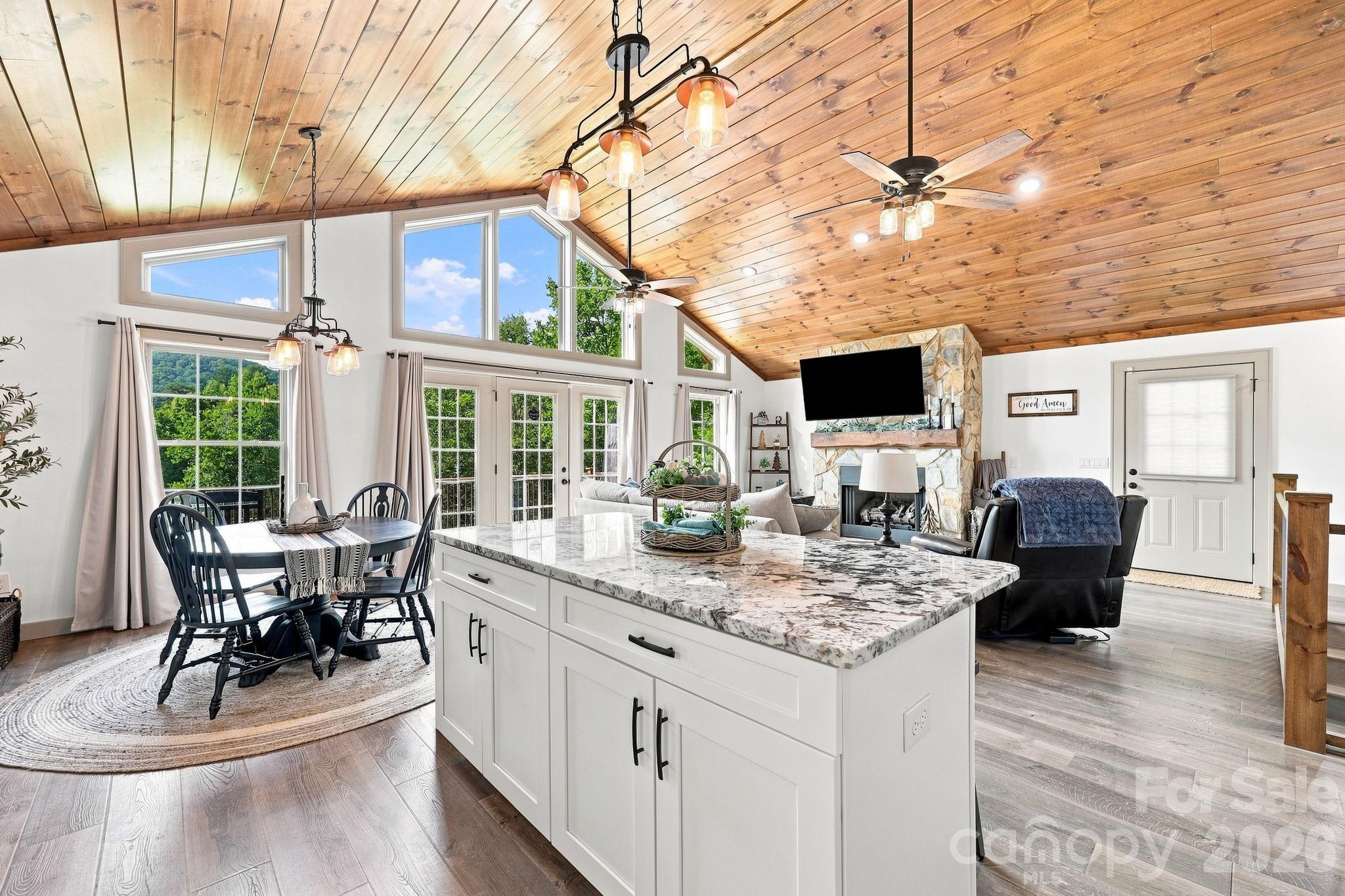 341 Riverbend Road Property Photo 15