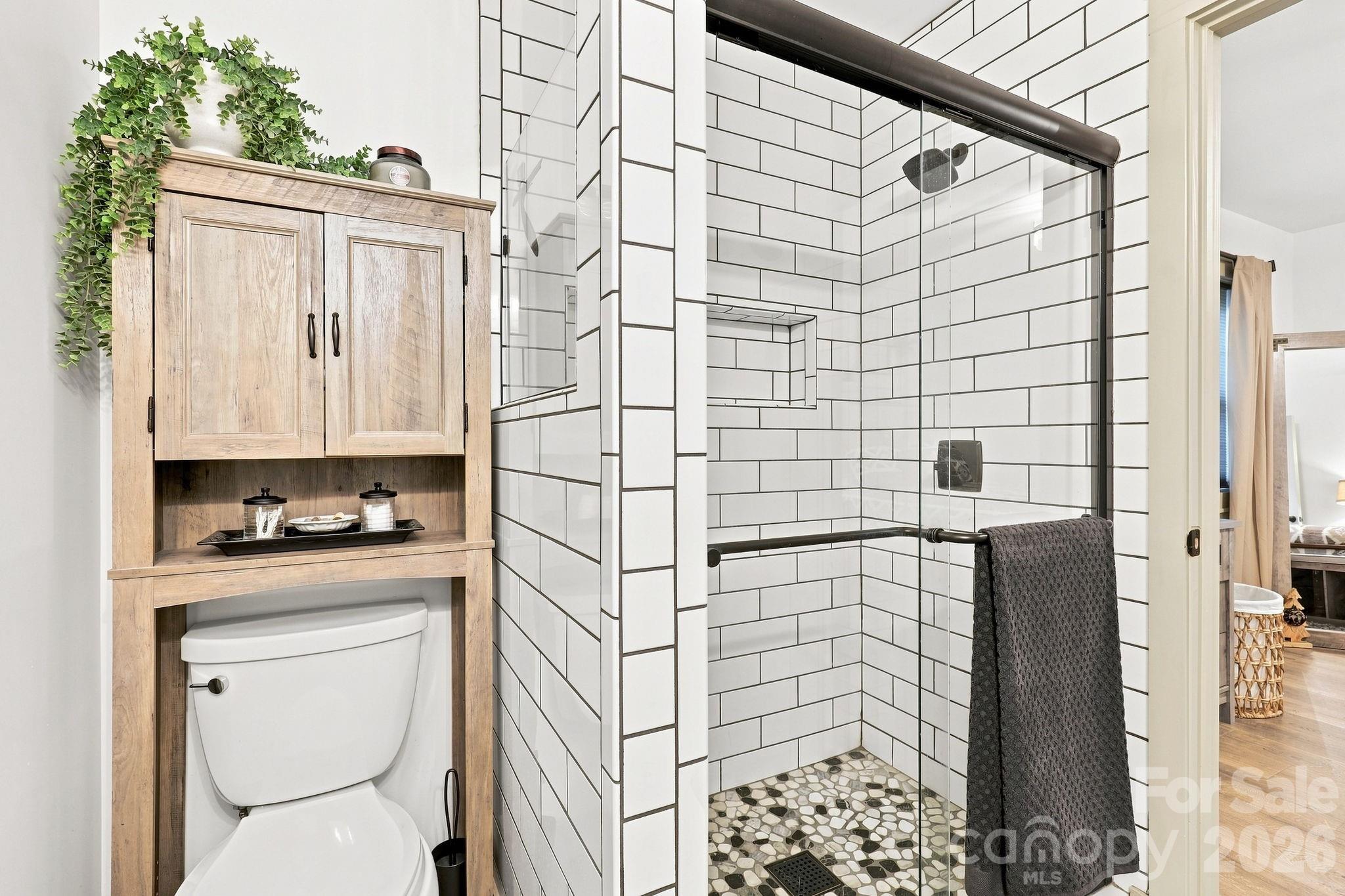 341 Riverbend Road Property Photo 20