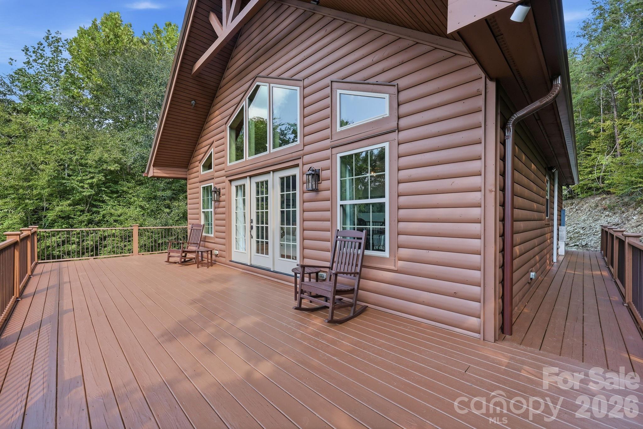 341 Riverbend Road Property Photo 22