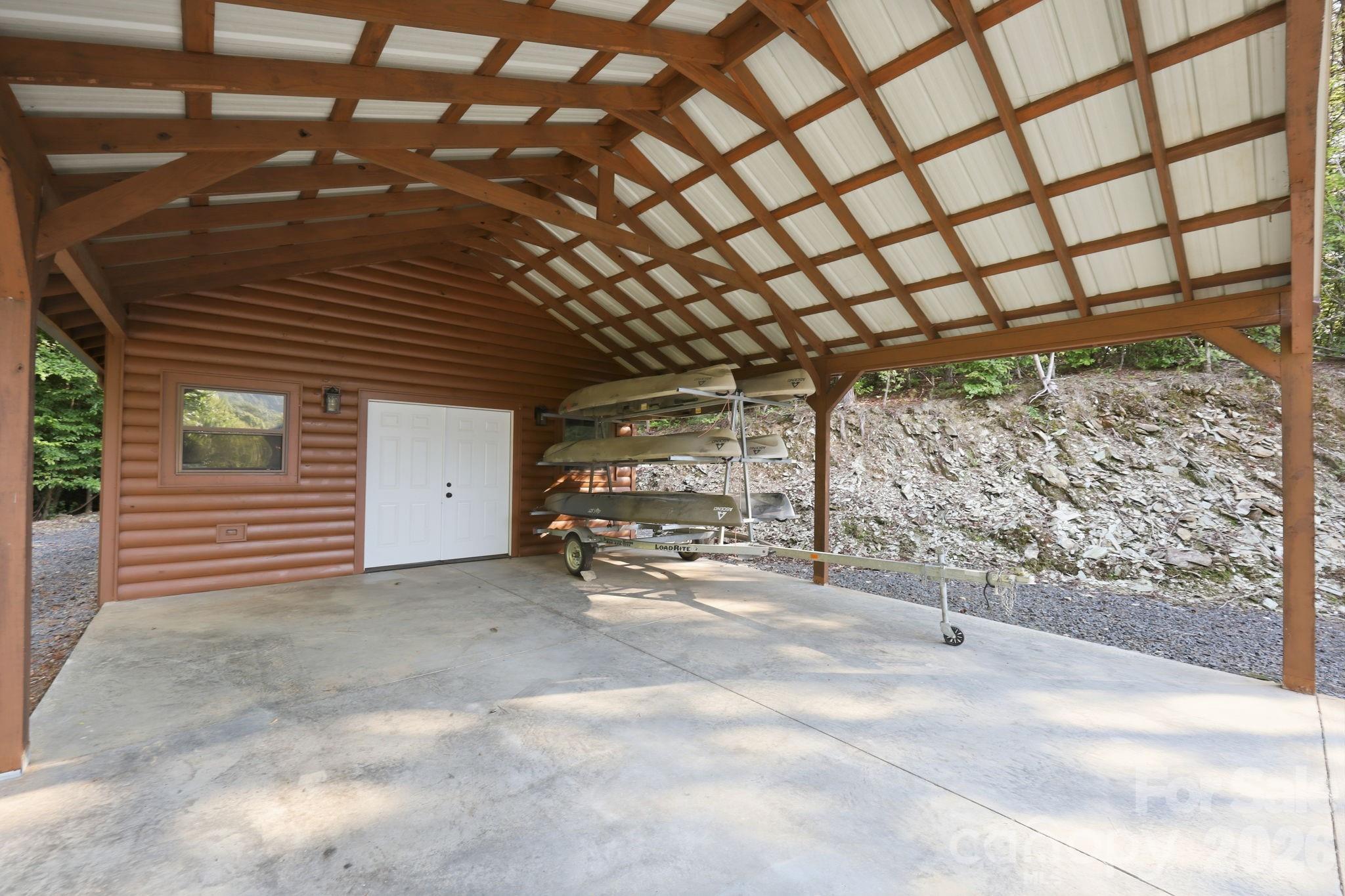 341 Riverbend Road Property Photo 37