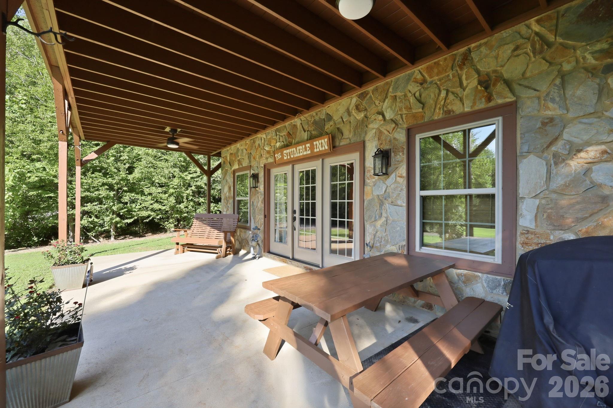 341 Riverbend Road Property Photo 40