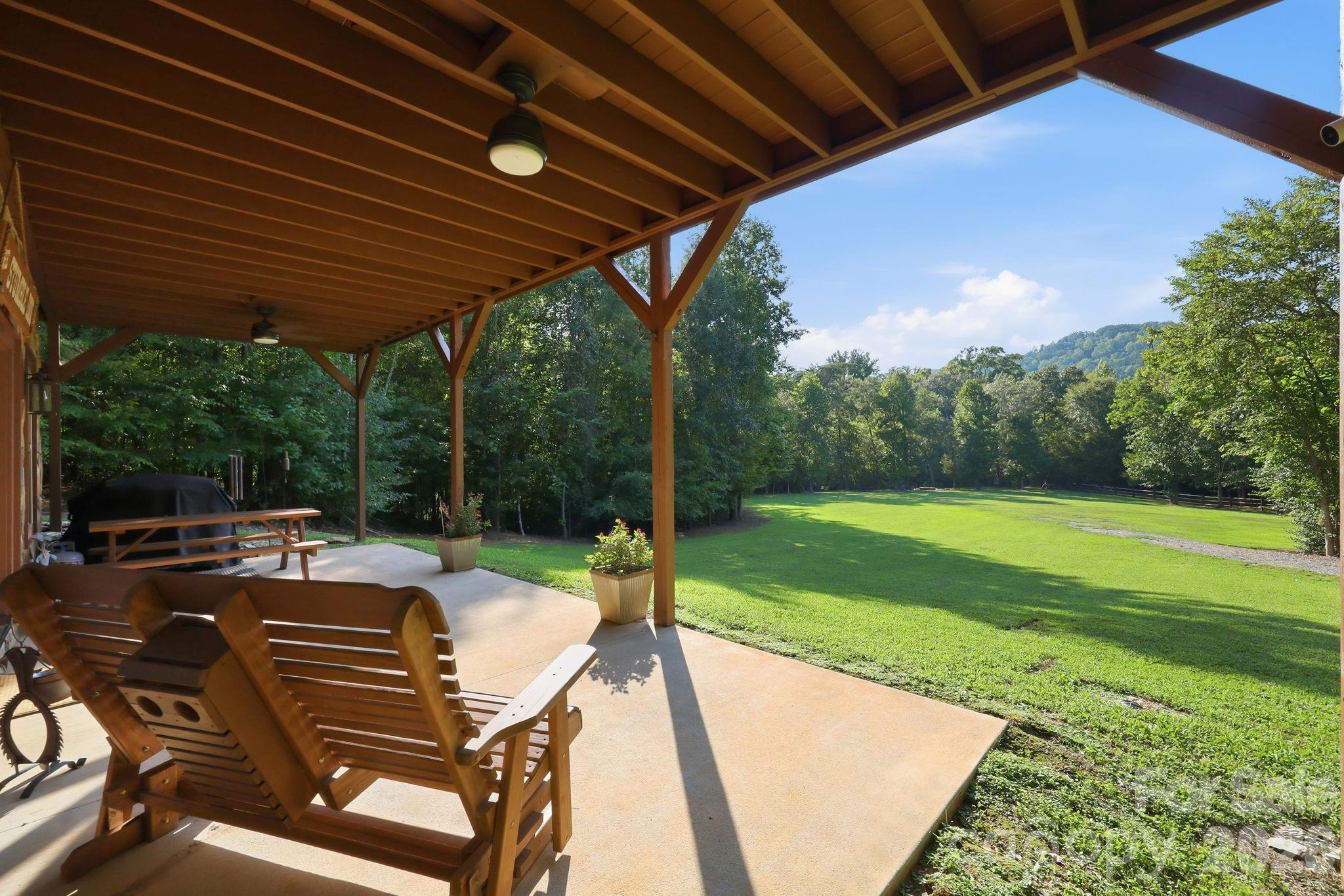 341 Riverbend Road Property Photo 41