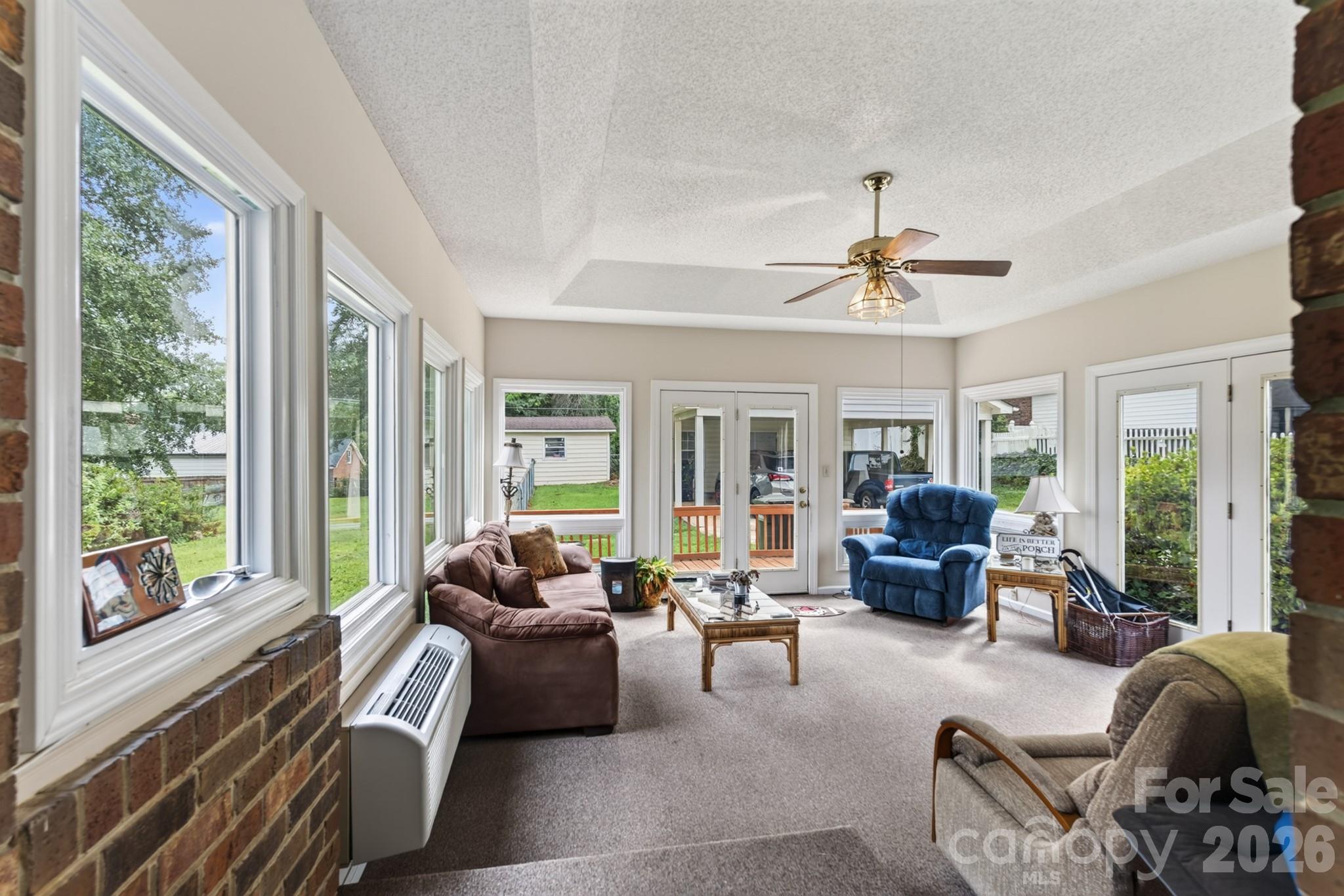 2124 Poinsett Drive Property Photo 14