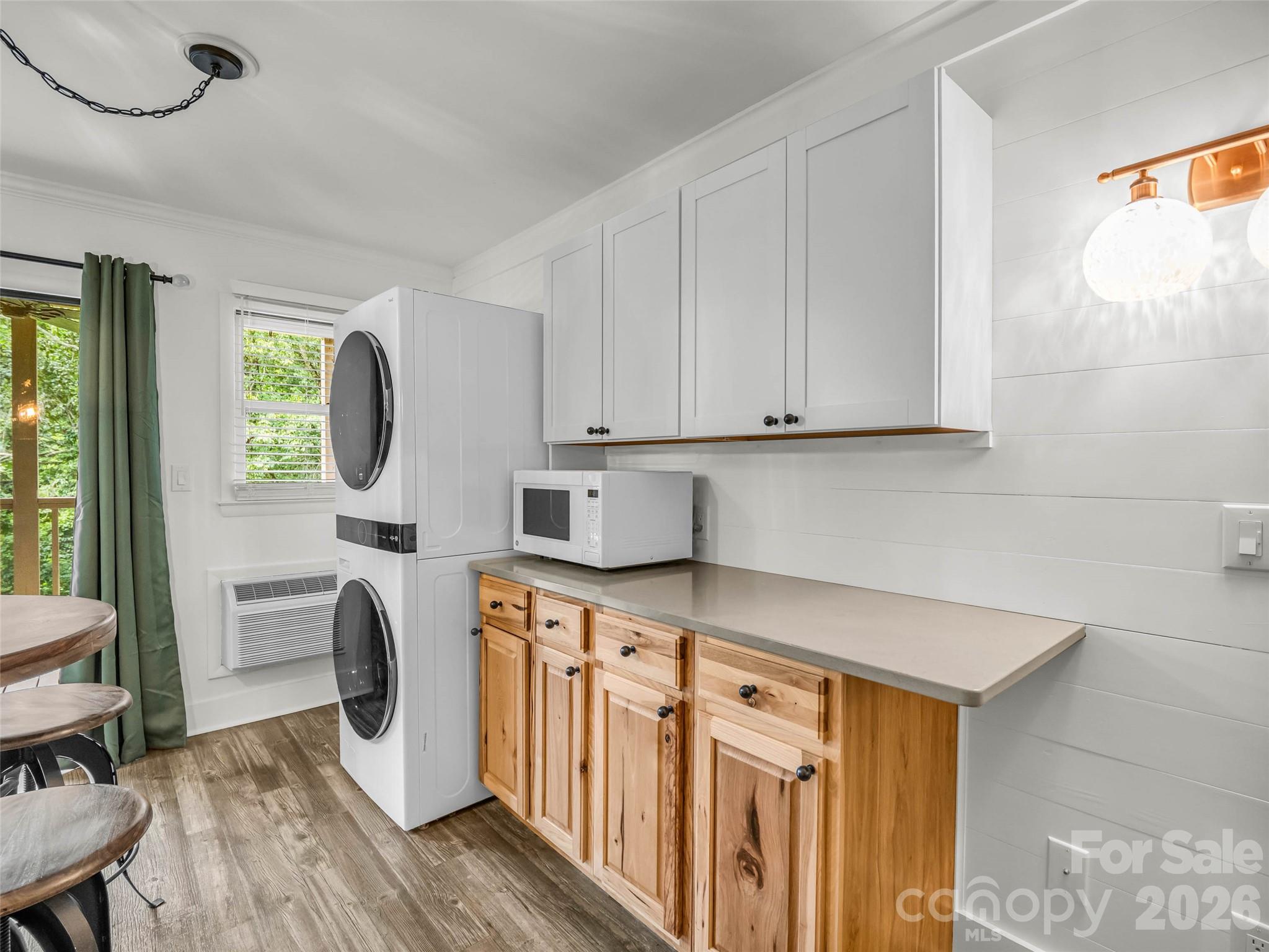 160 Whitney Boulevard 21 Property Photo 19