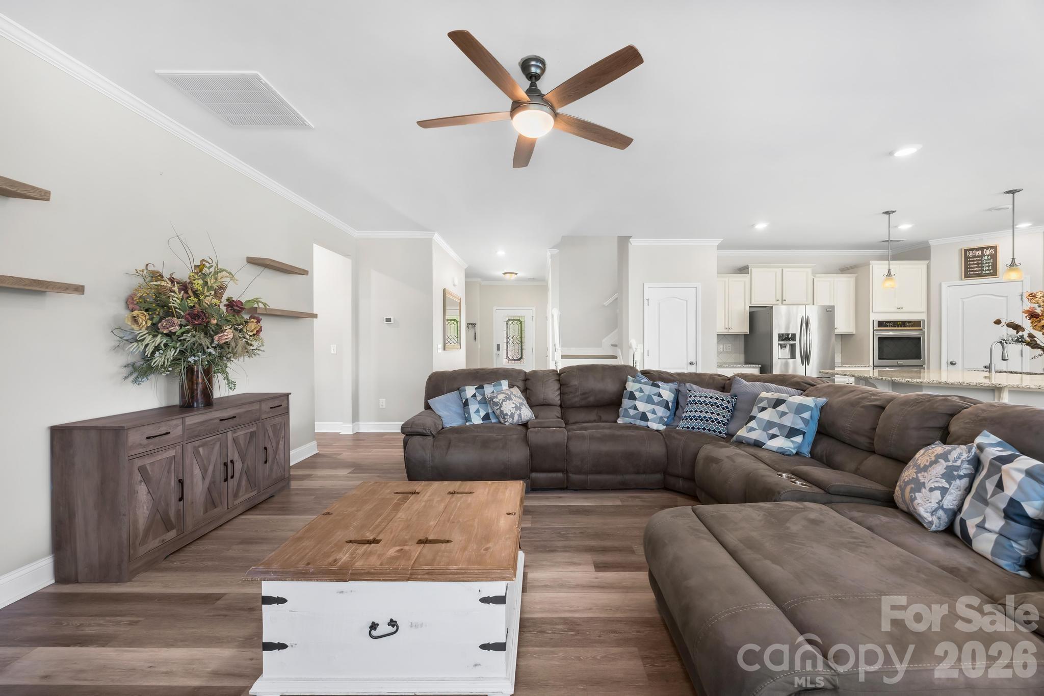 16113 Foreleigh Road Property Photo 5