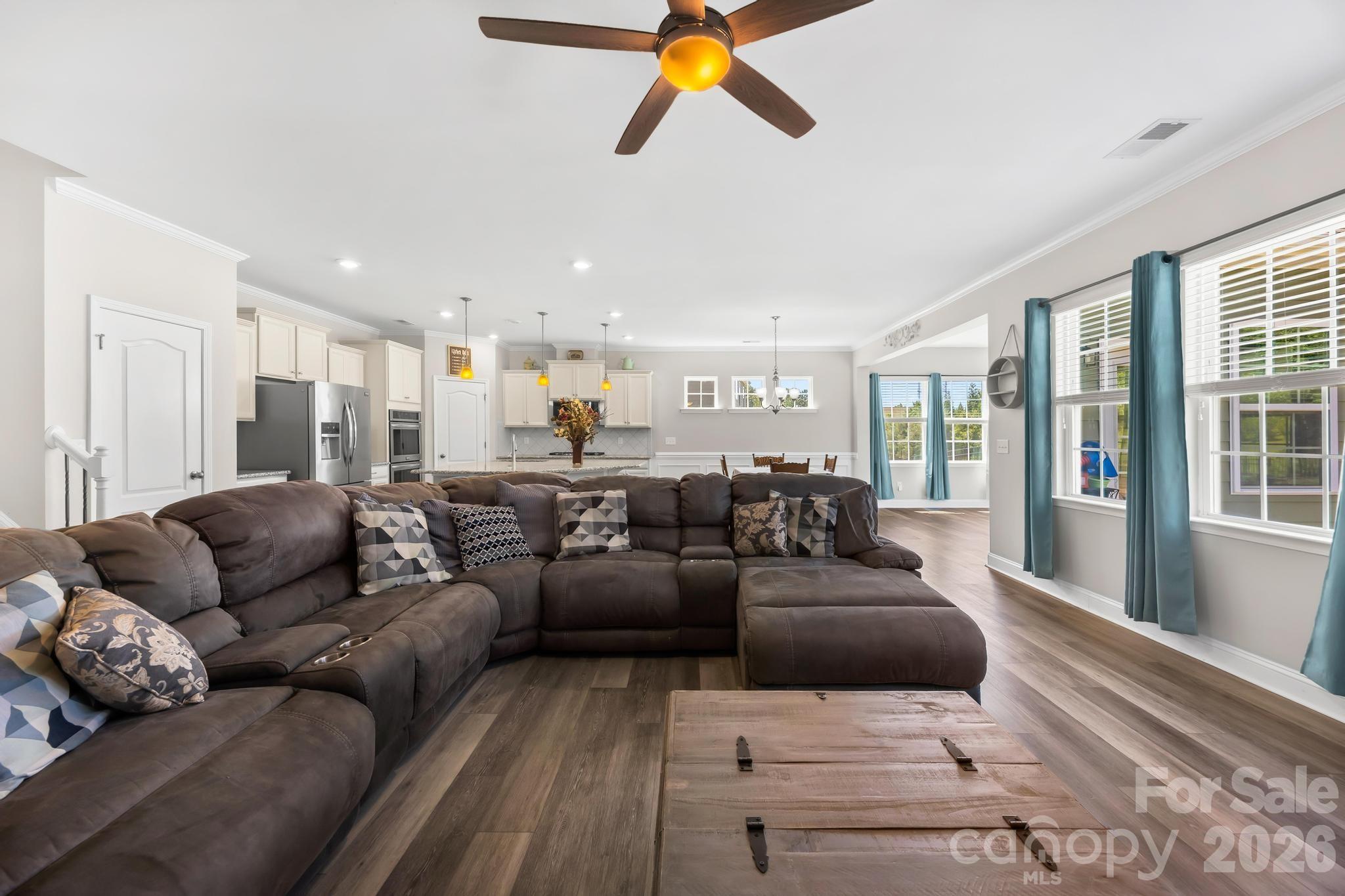 16113 Foreleigh Road Property Photo 7