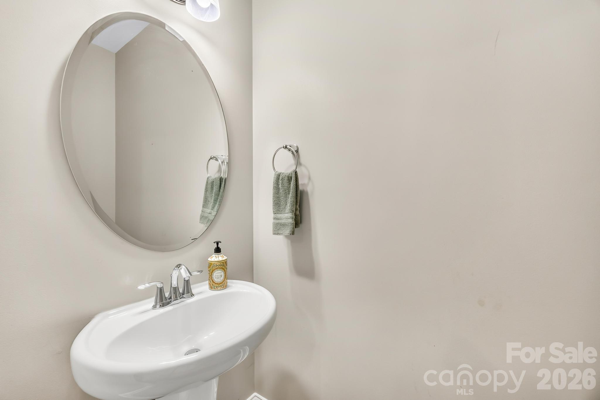 16113 Foreleigh Road Property Photo 16