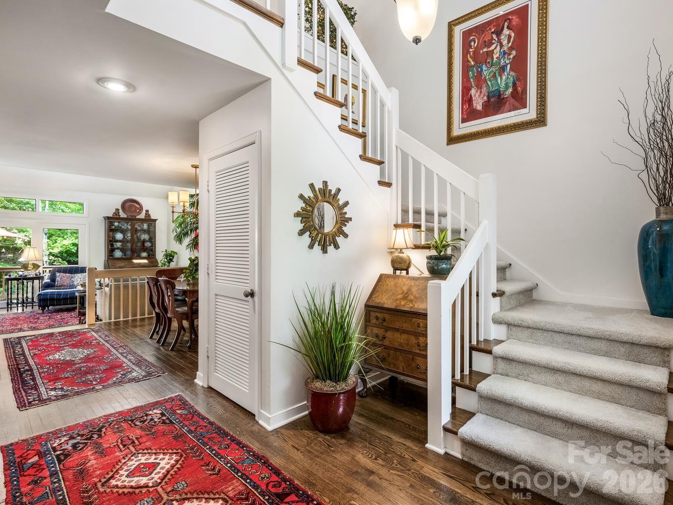 6504 Racquet Wood Court Property Photo 8