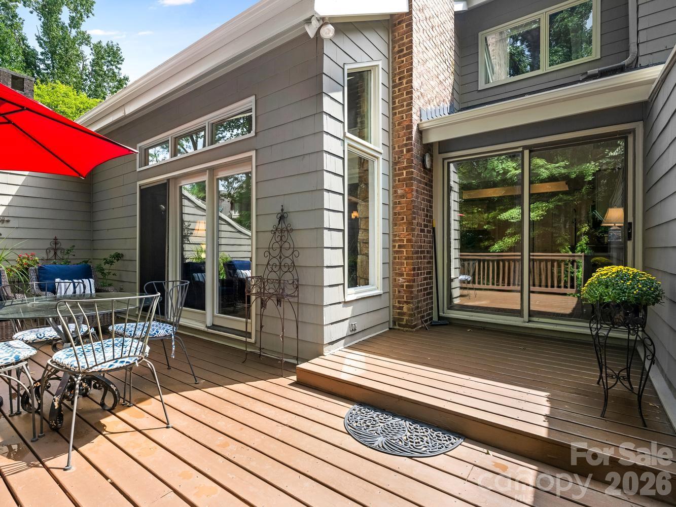 6504 Racquet Wood Court Property Photo 24