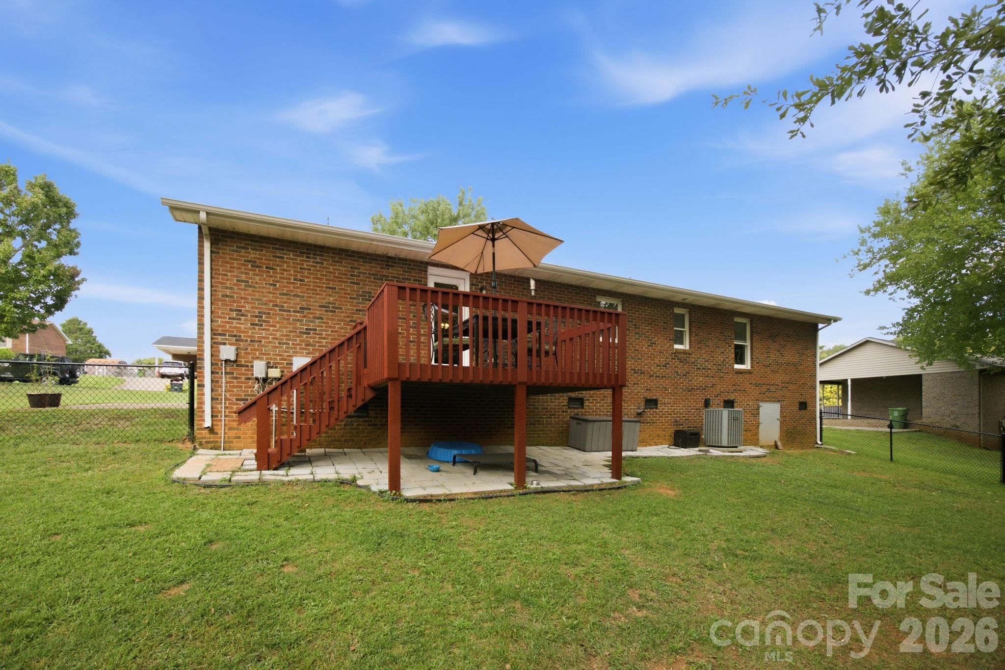 105 Ashburne Drive Property Photo 20