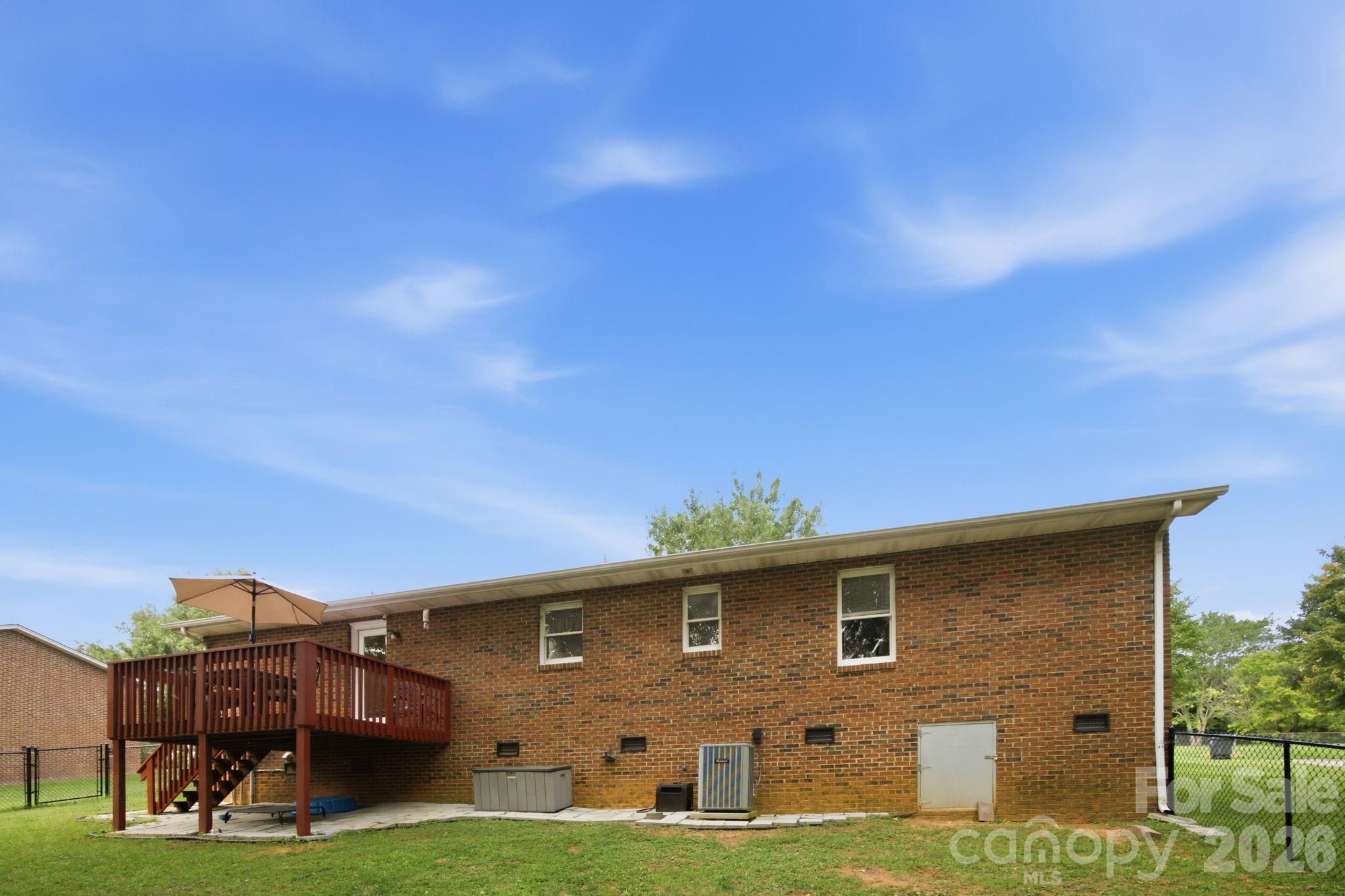 105 Ashburne Drive Property Photo 30