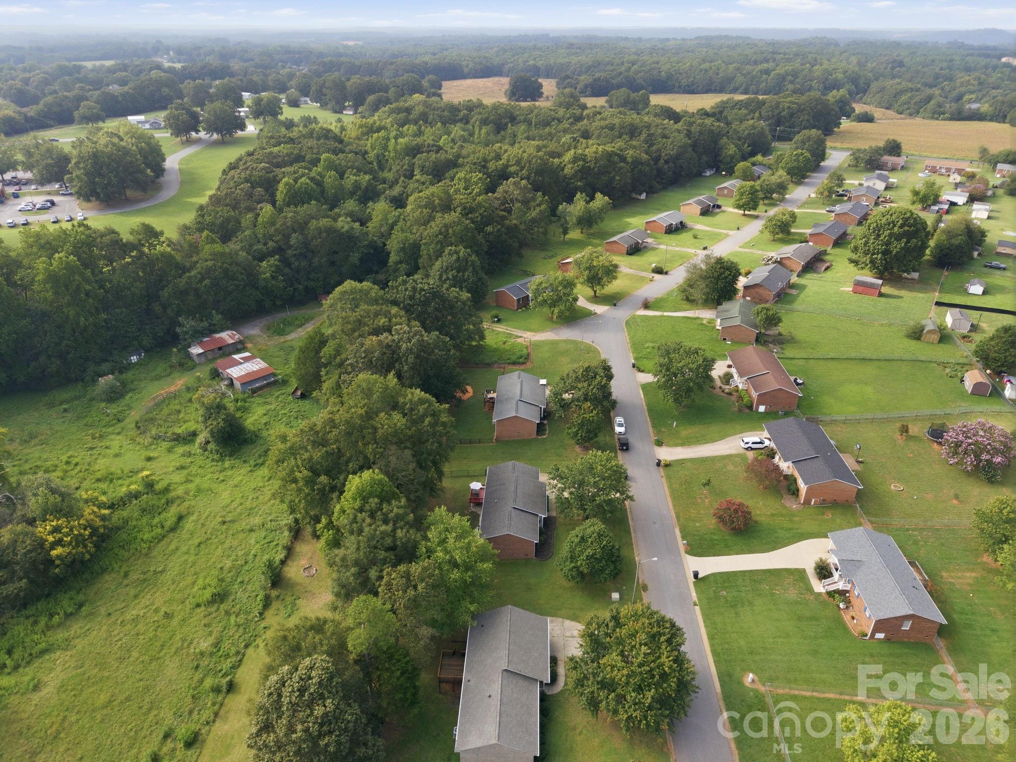 105 Ashburne Drive Property Photo 36
