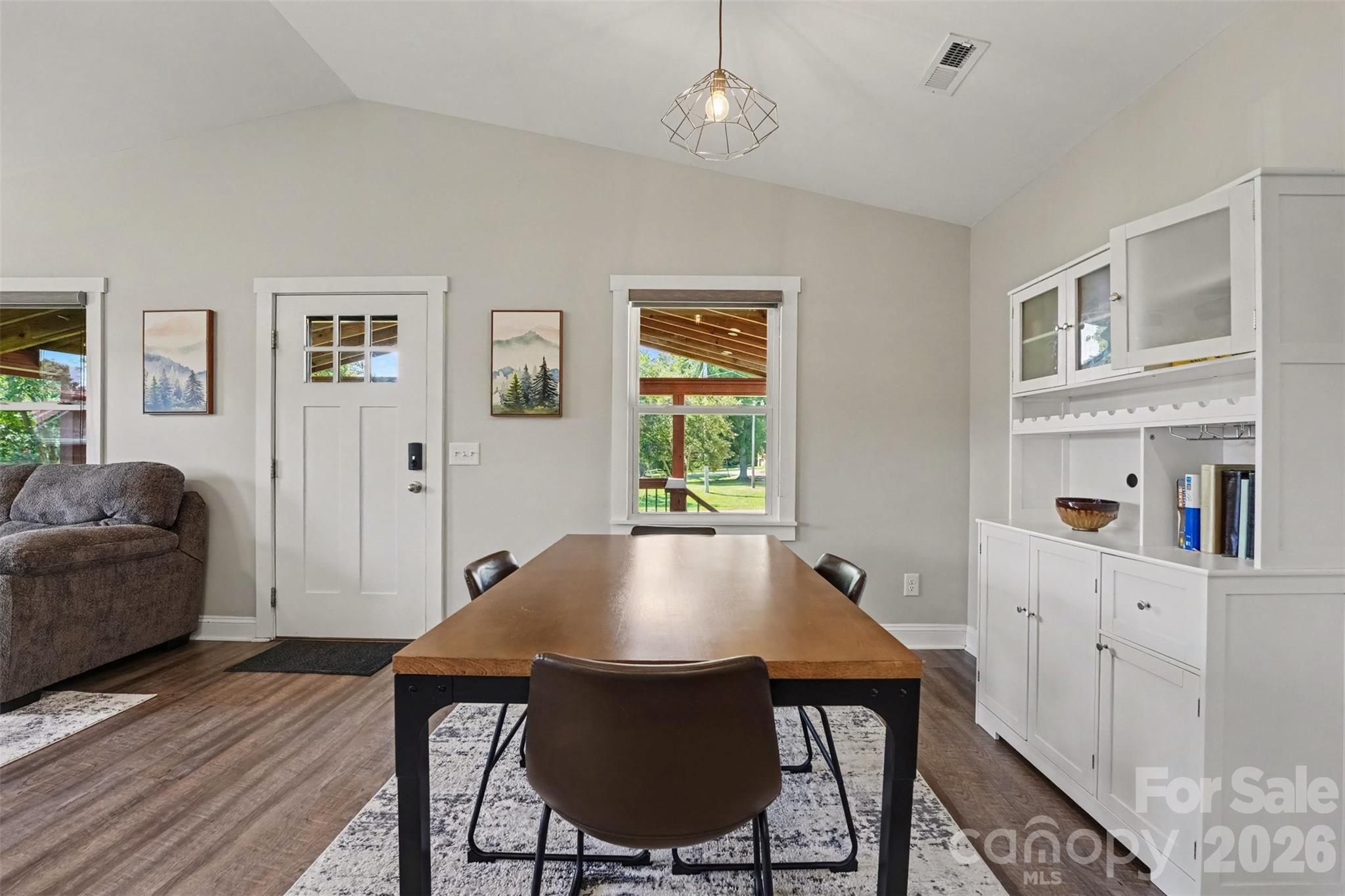 119 Wild Rose Loop Property Photo 8