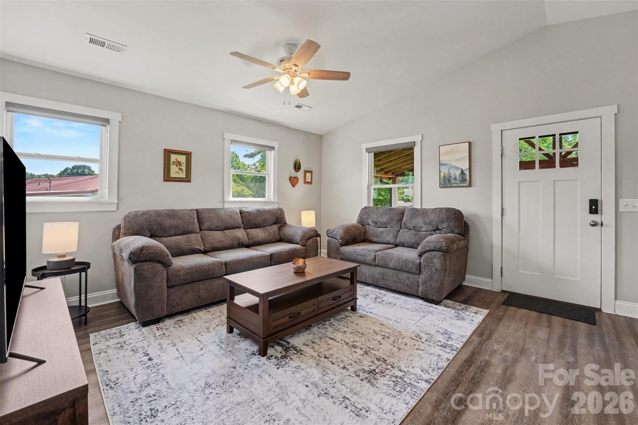 119 Wild Rose Loop Property Photo 9