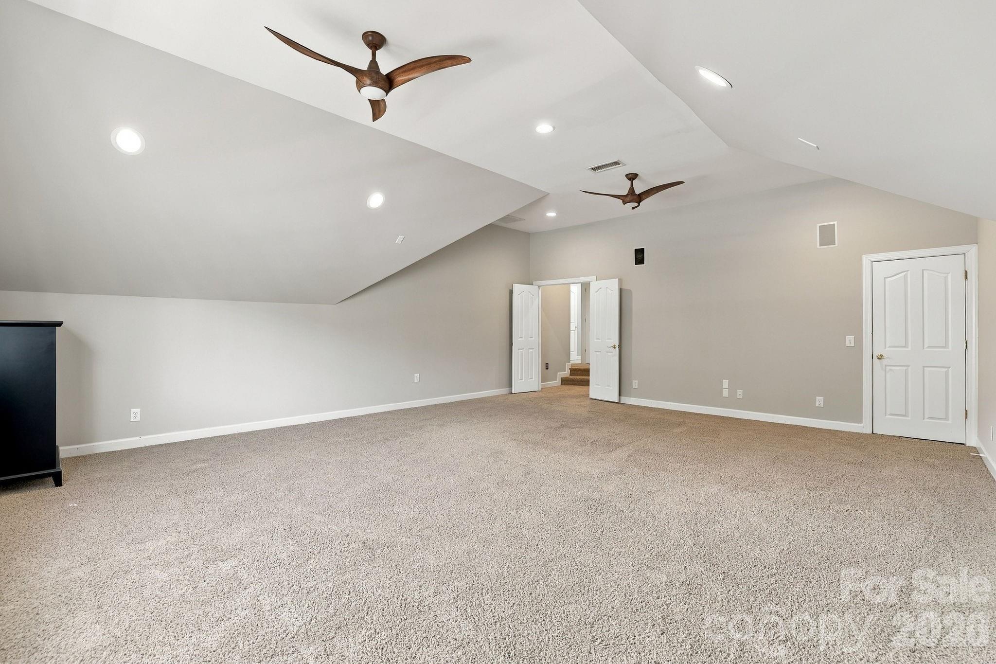 702 Carver Pond Lane Property Photo 22