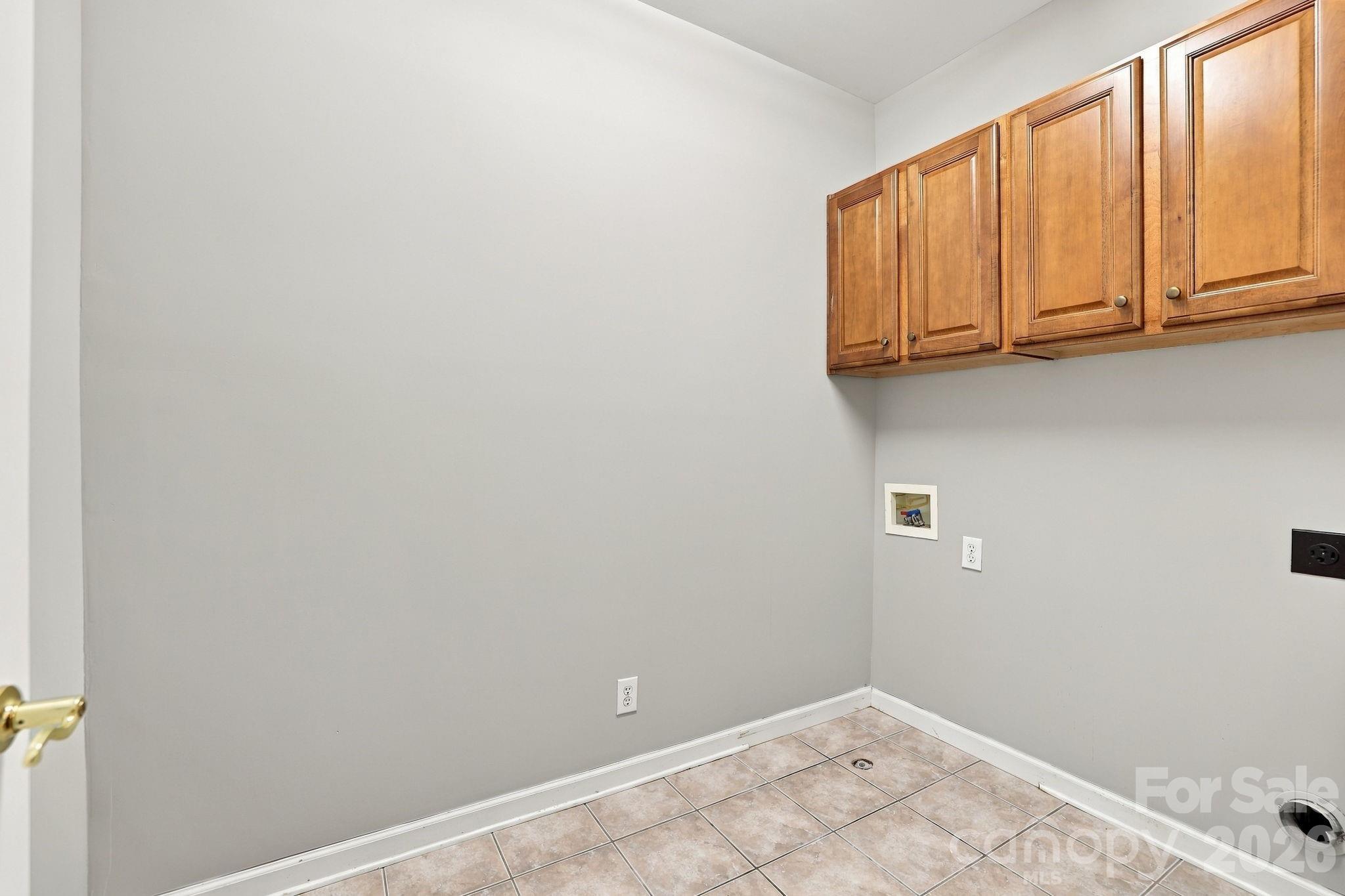 702 Carver Pond Lane Property Photo 23