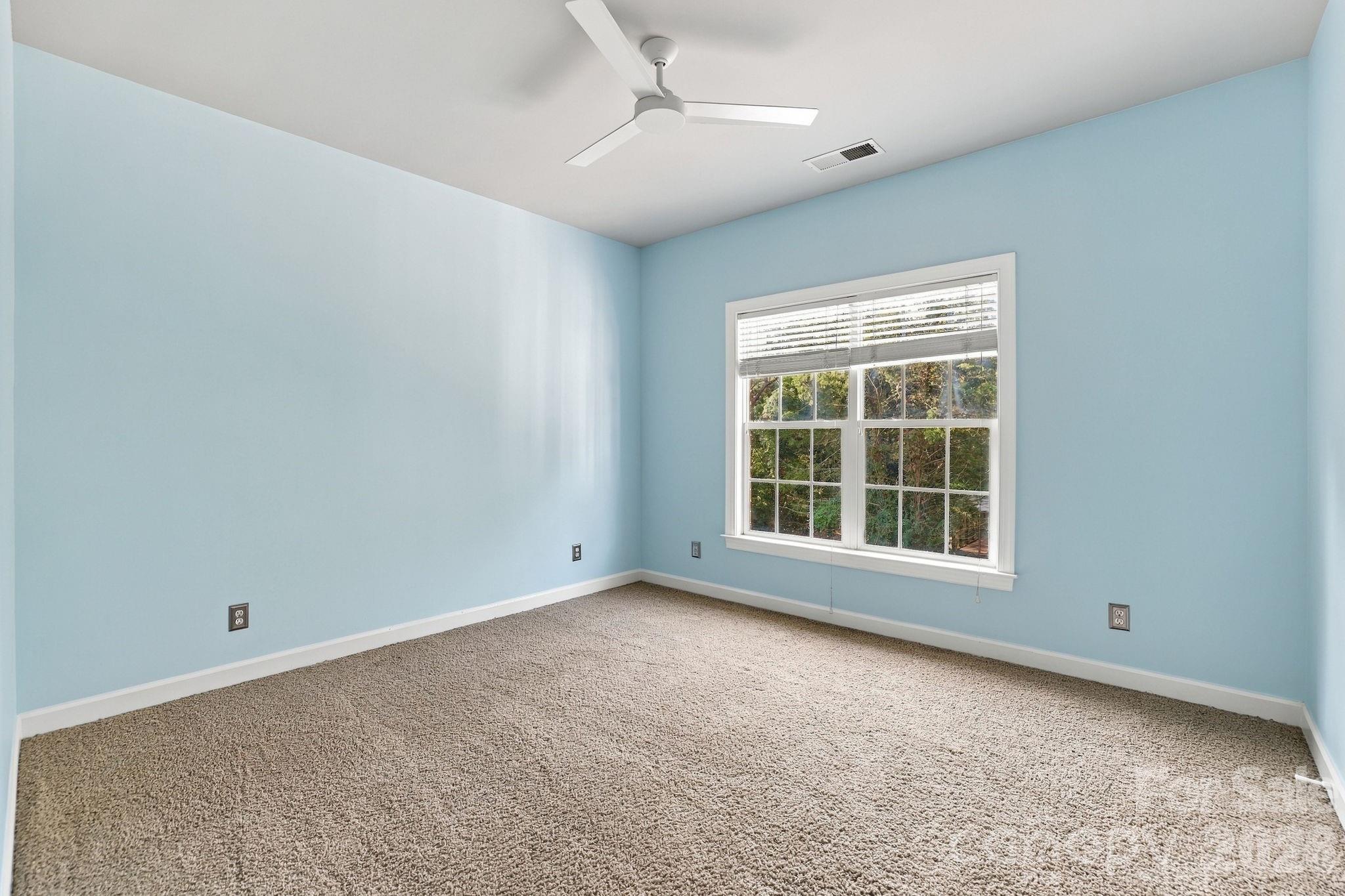 702 Carver Pond Lane Property Photo 32