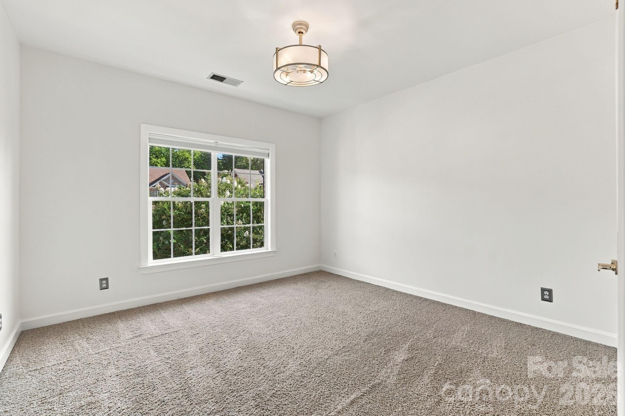 702 Carver Pond Lane Property Photo 35