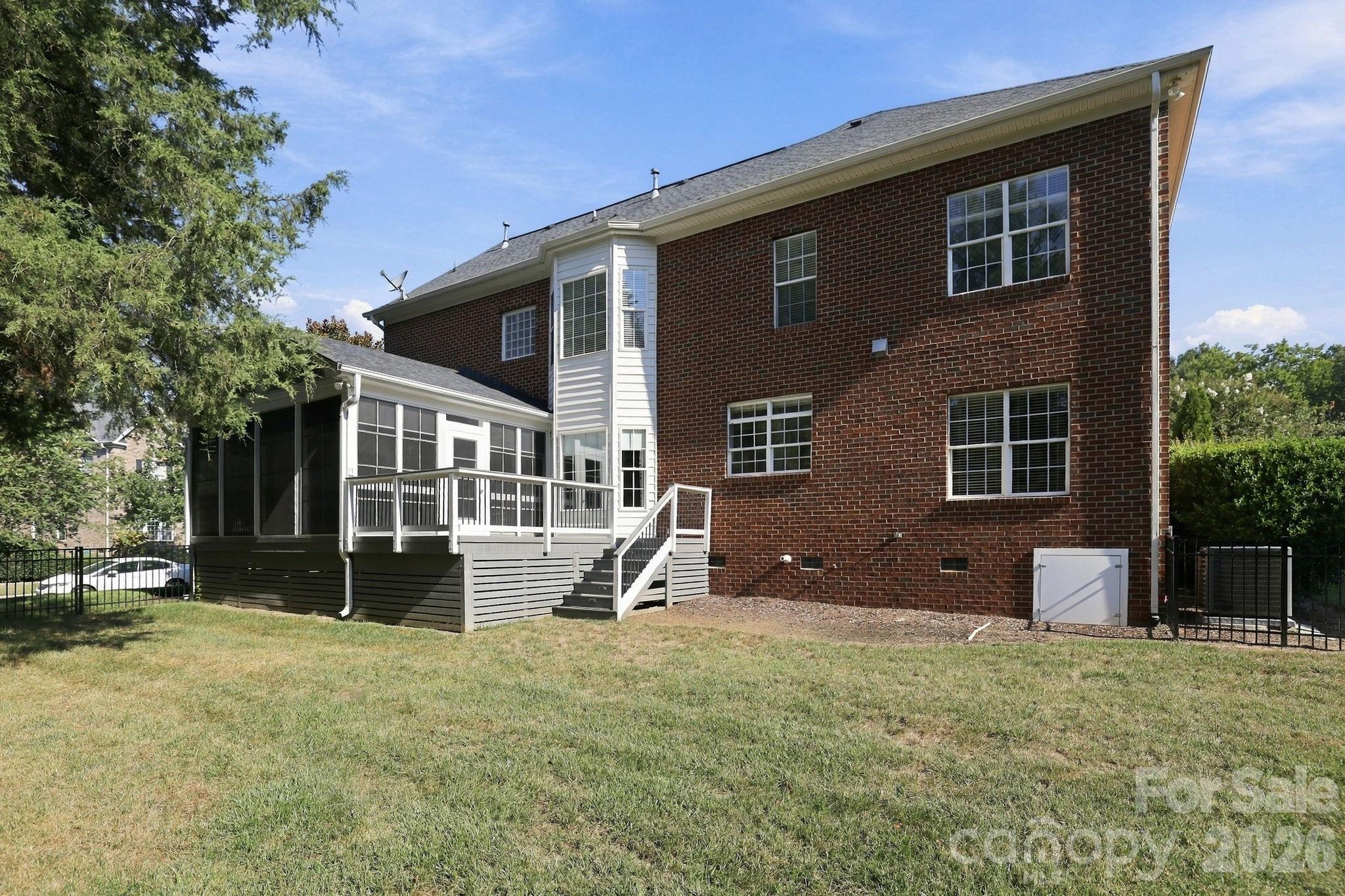 702 Carver Pond Lane Property Photo 39