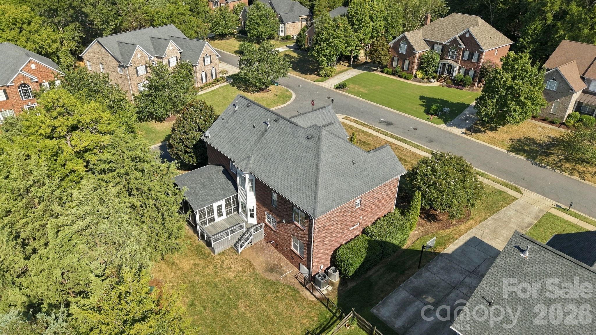 702 Carver Pond Lane Property Photo 45
