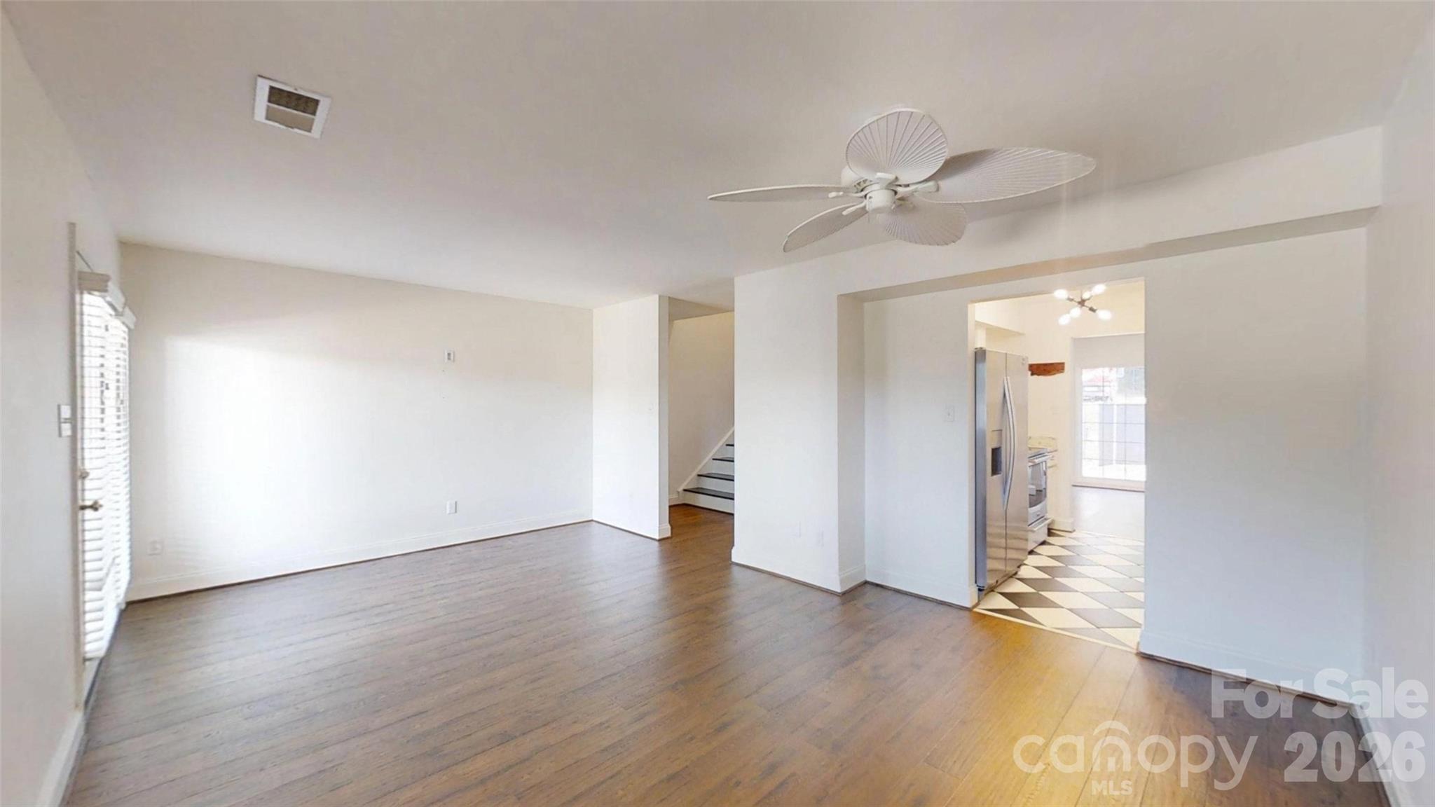 8014 Westcape Drive Property Photo 8