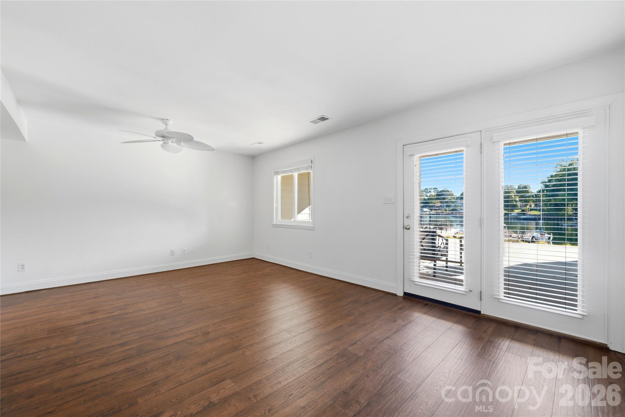 8014 Westcape Drive Property Photo 16