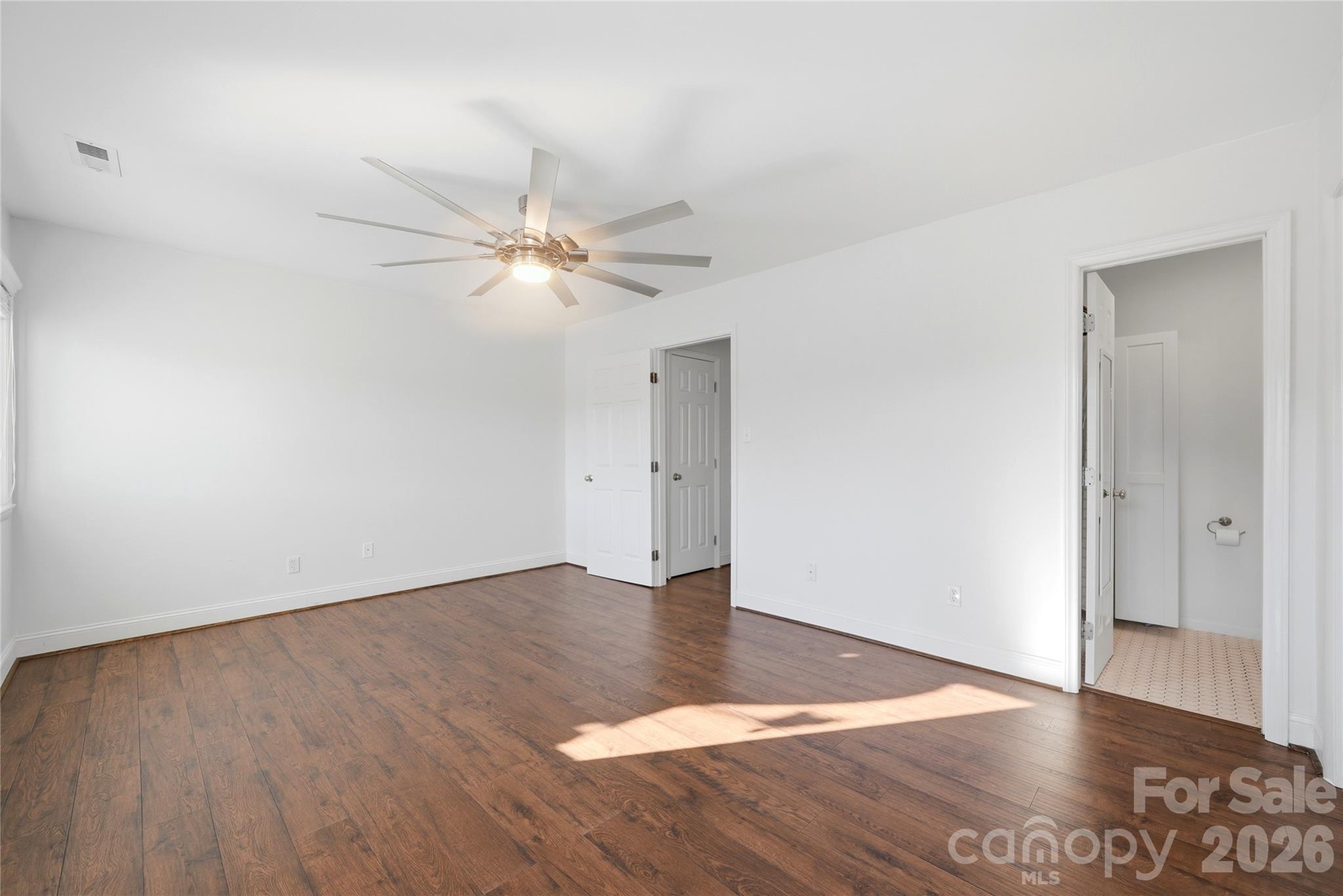 8014 Westcape Drive Property Photo 24