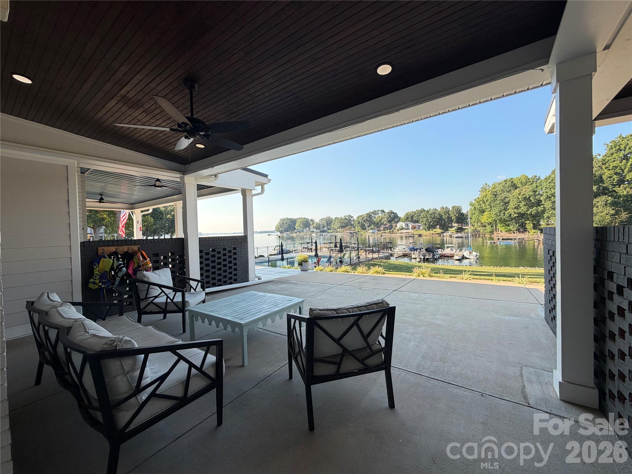 8014 Westcape Drive Property Photo 32