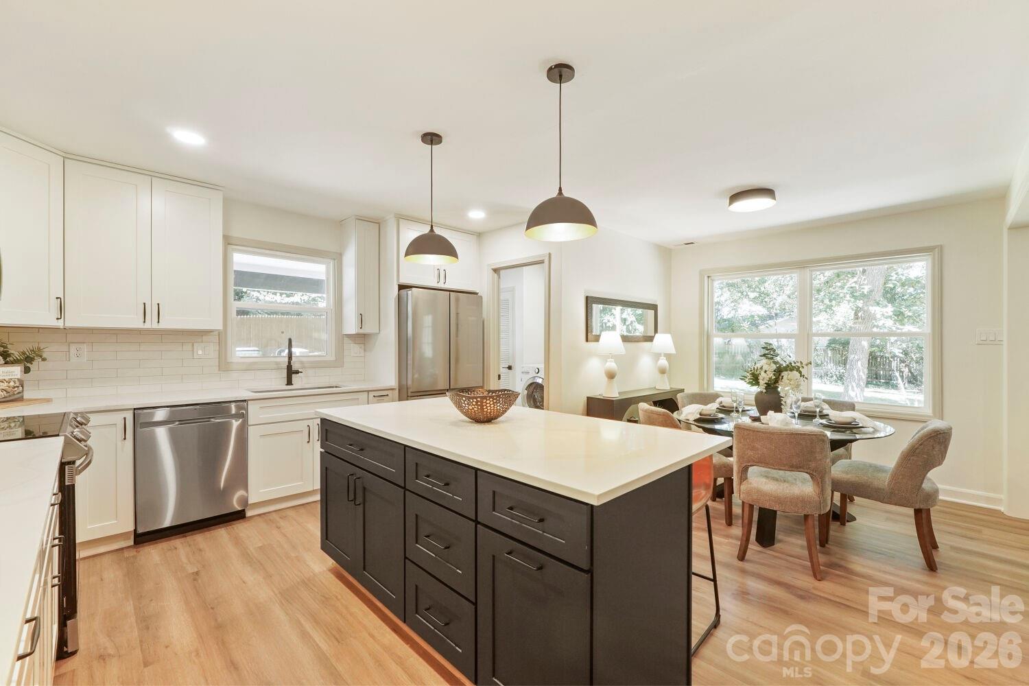 900 Burtonwood Circle Property Photo 15