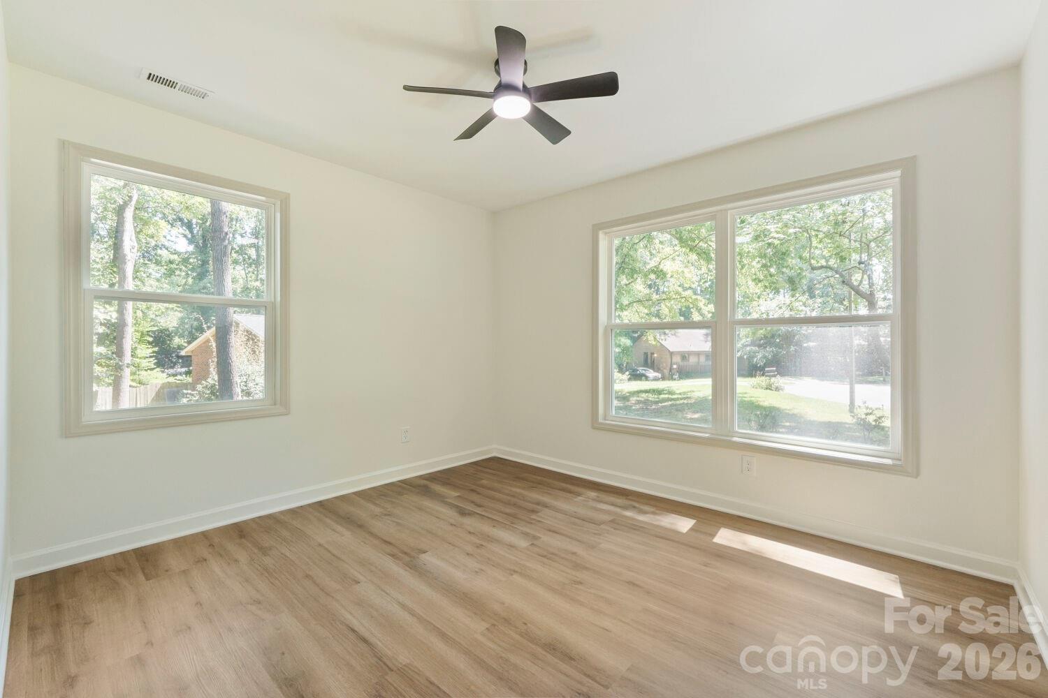 900 Burtonwood Circle Property Photo 26