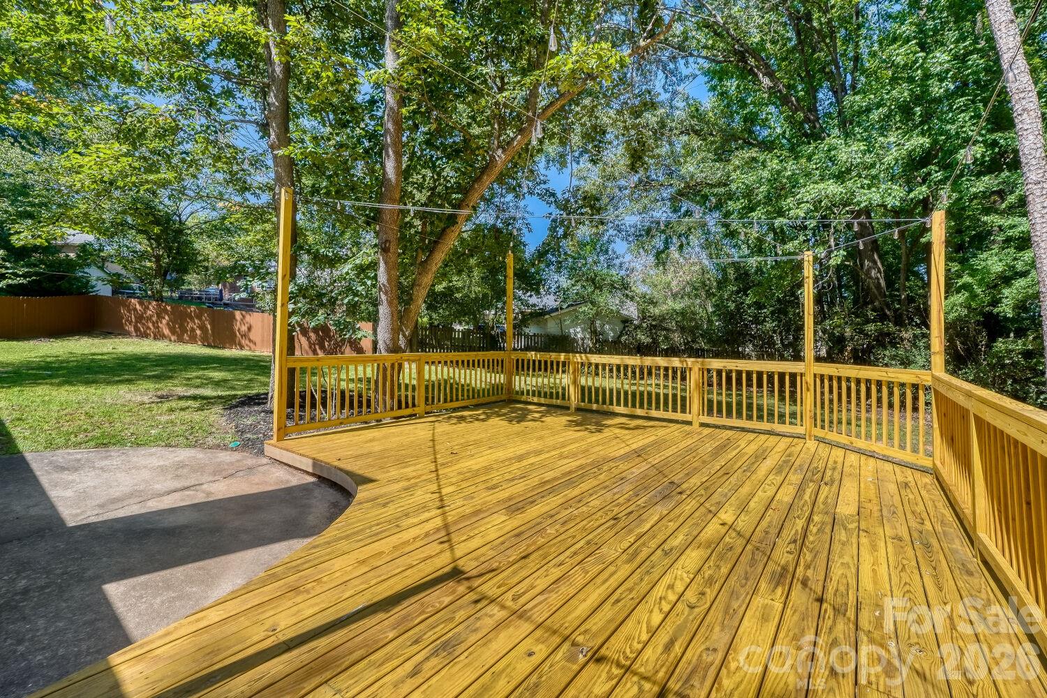 900 Burtonwood Circle Property Photo 36