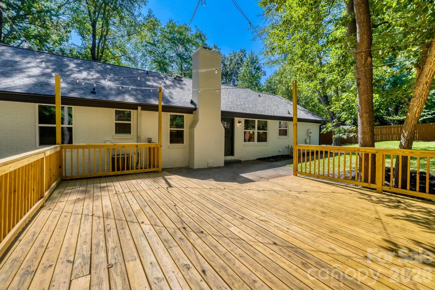 900 Burtonwood Circle Property Photo 37