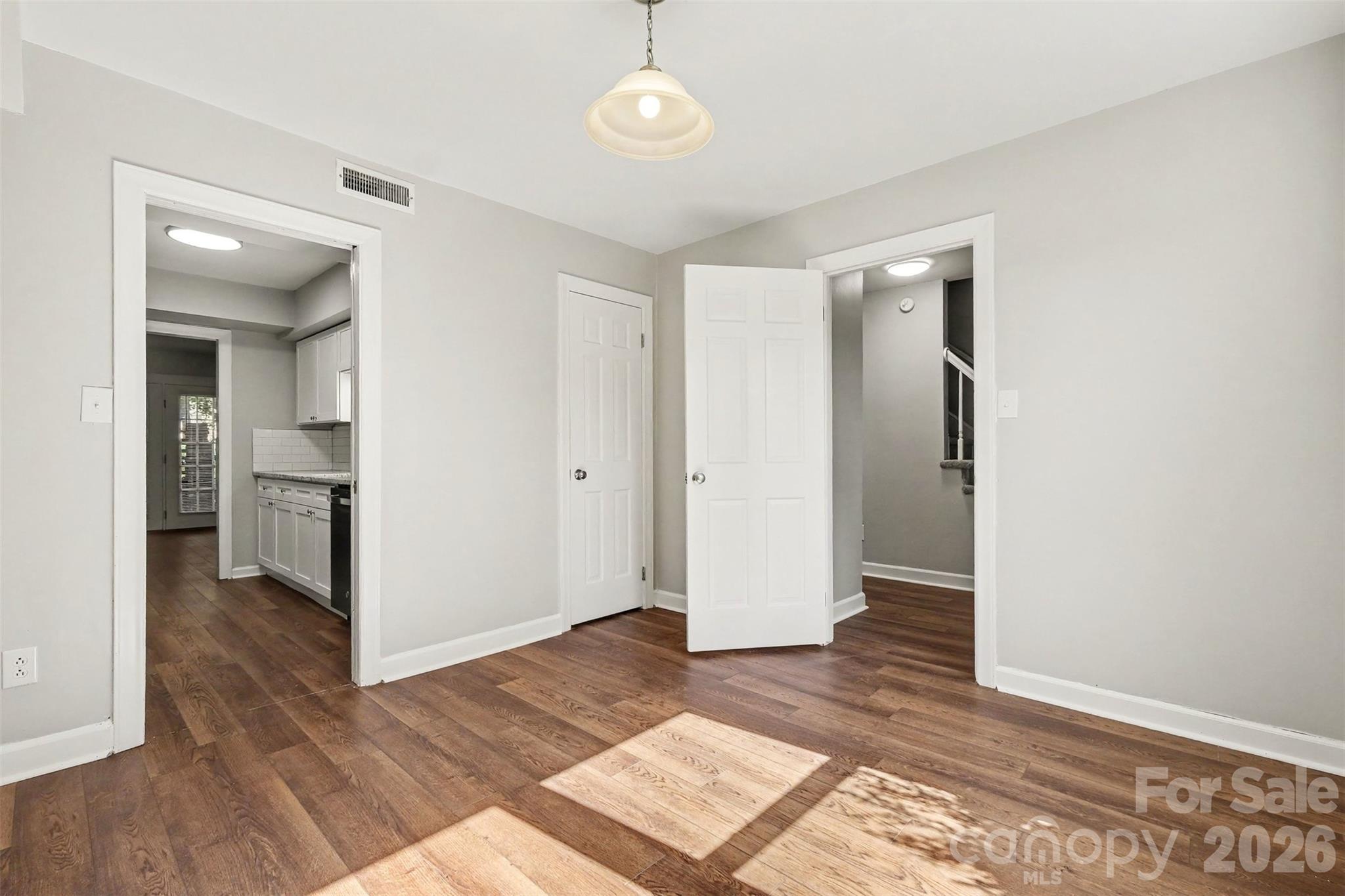 2705 N Center Street 2 Property Photo 4
