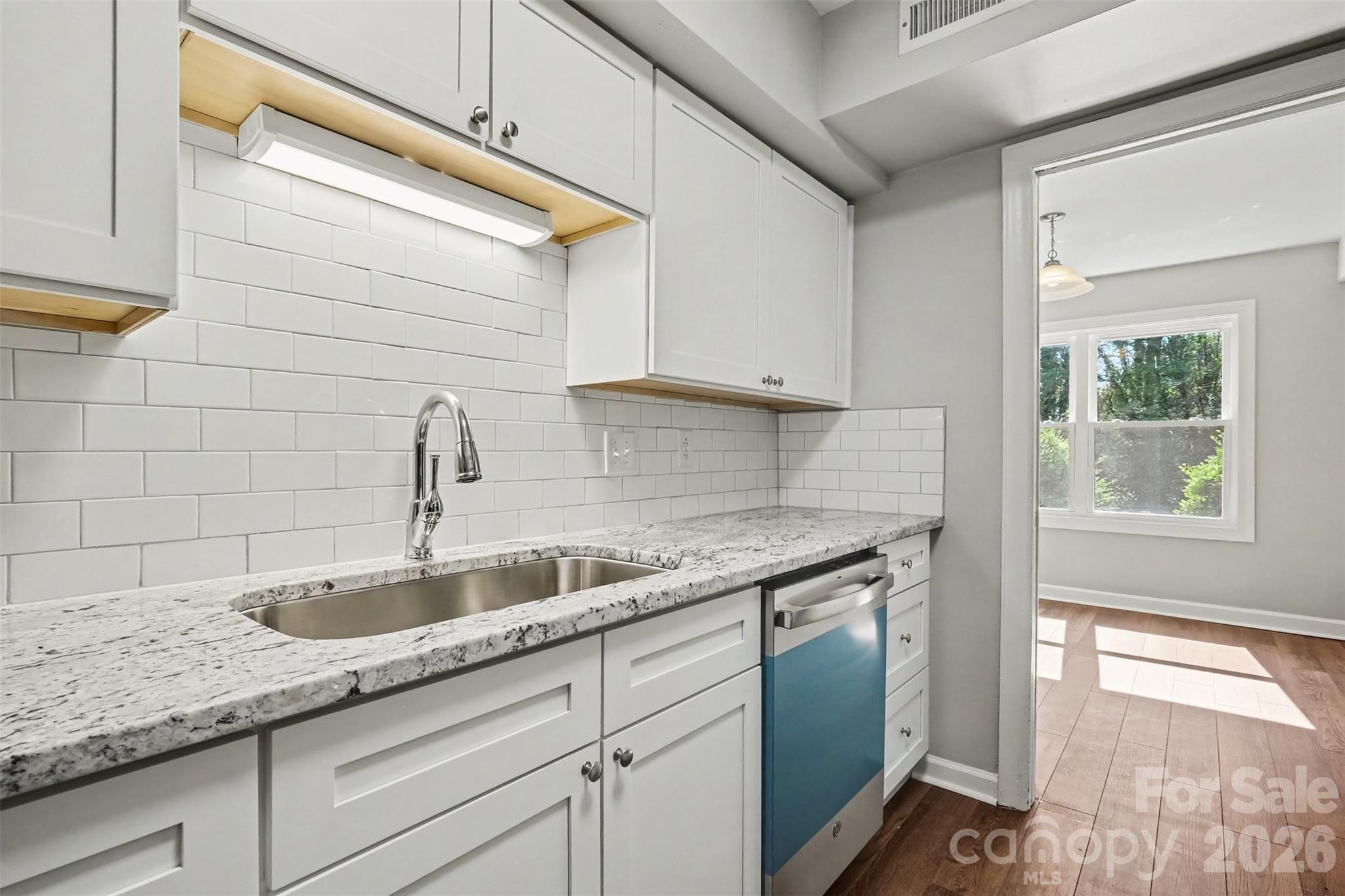 2705 N Center Street 2 Property Photo 8