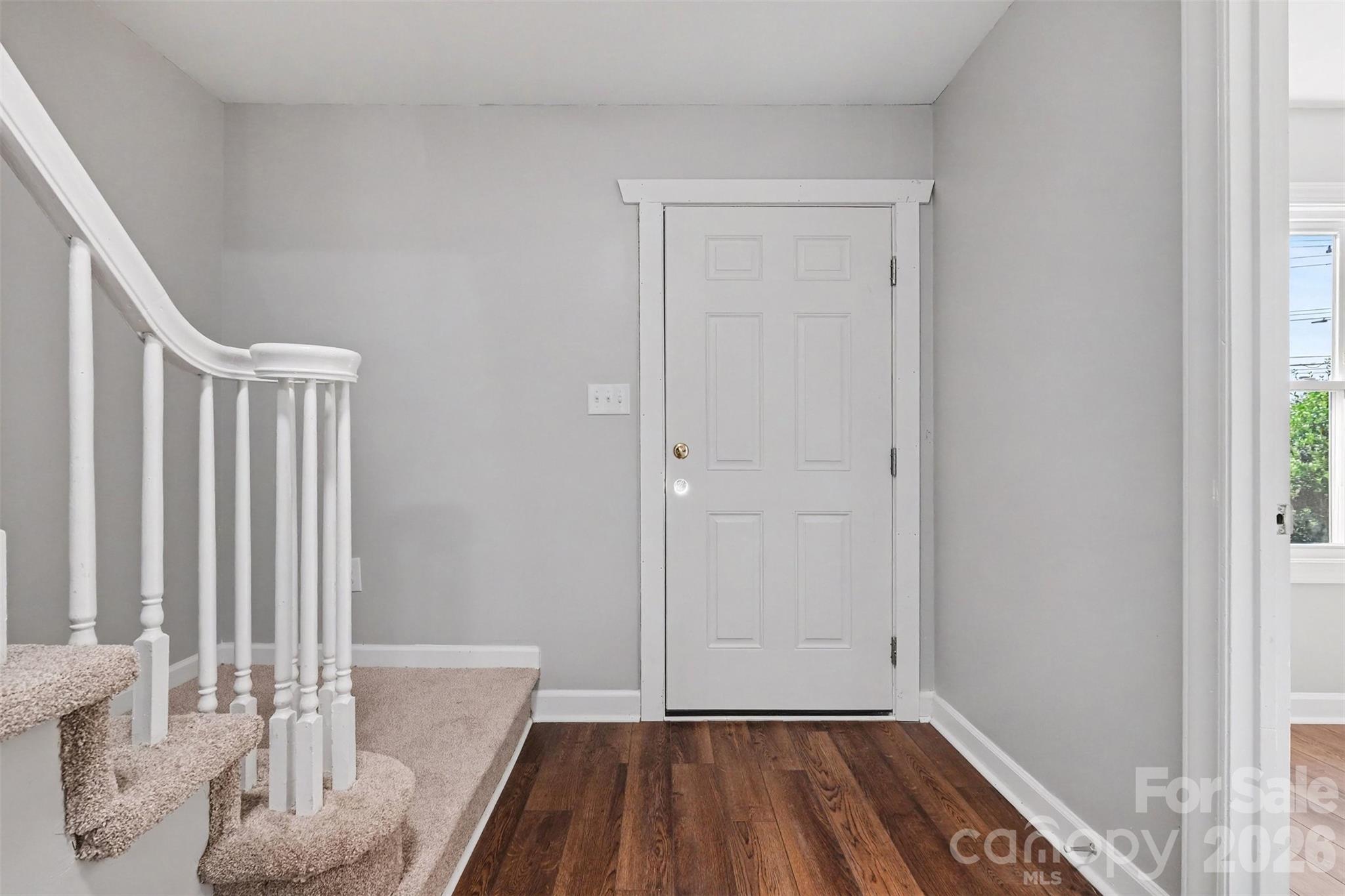 2705 N Center Street 2 Property Photo 16